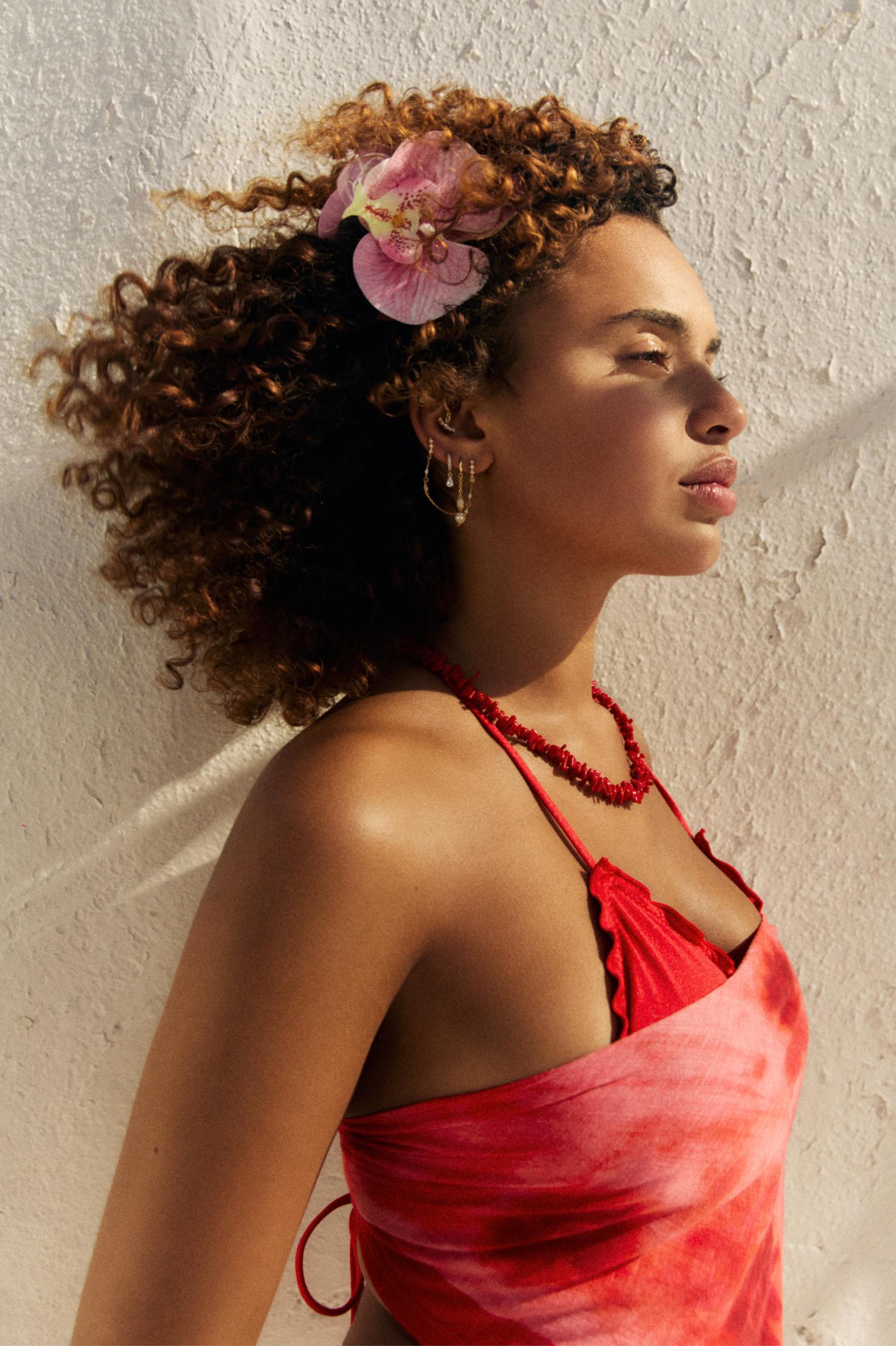 Ruffled triangle bikini top Product Image