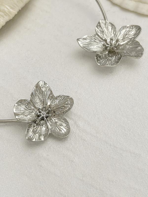 Flower Shape Necklaces Accessories Product Image