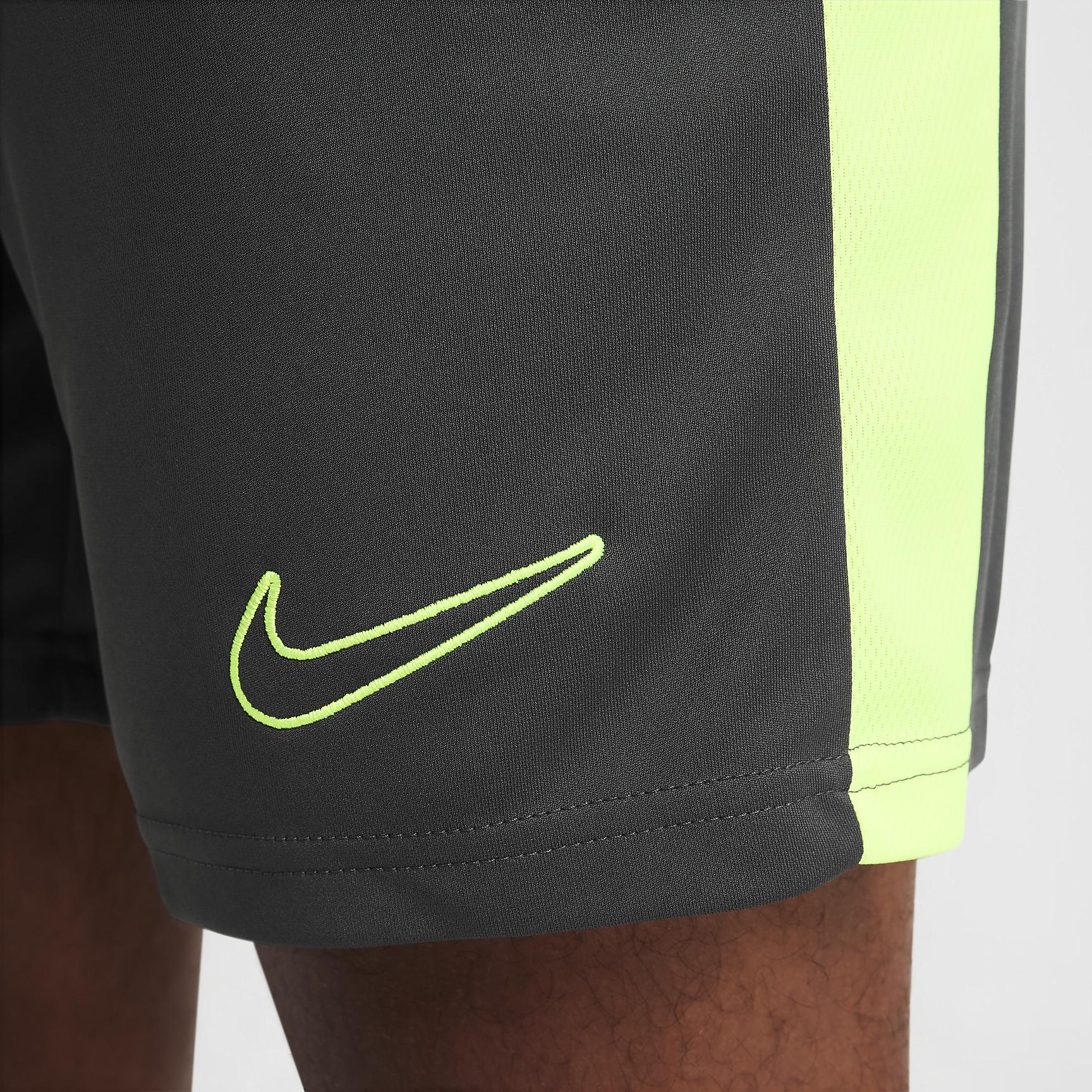 Nike Dri-FIT Academy Men's Dri-FIT Soccer Shorts Product Image