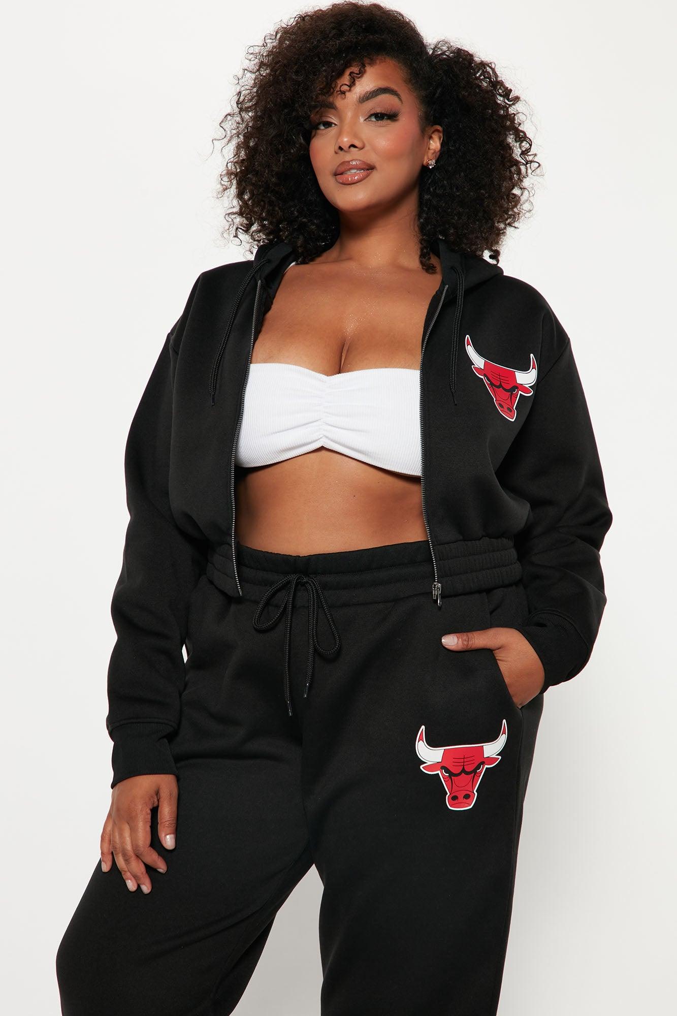 Bulls Cropped Zip Hoodie - Black Product Image