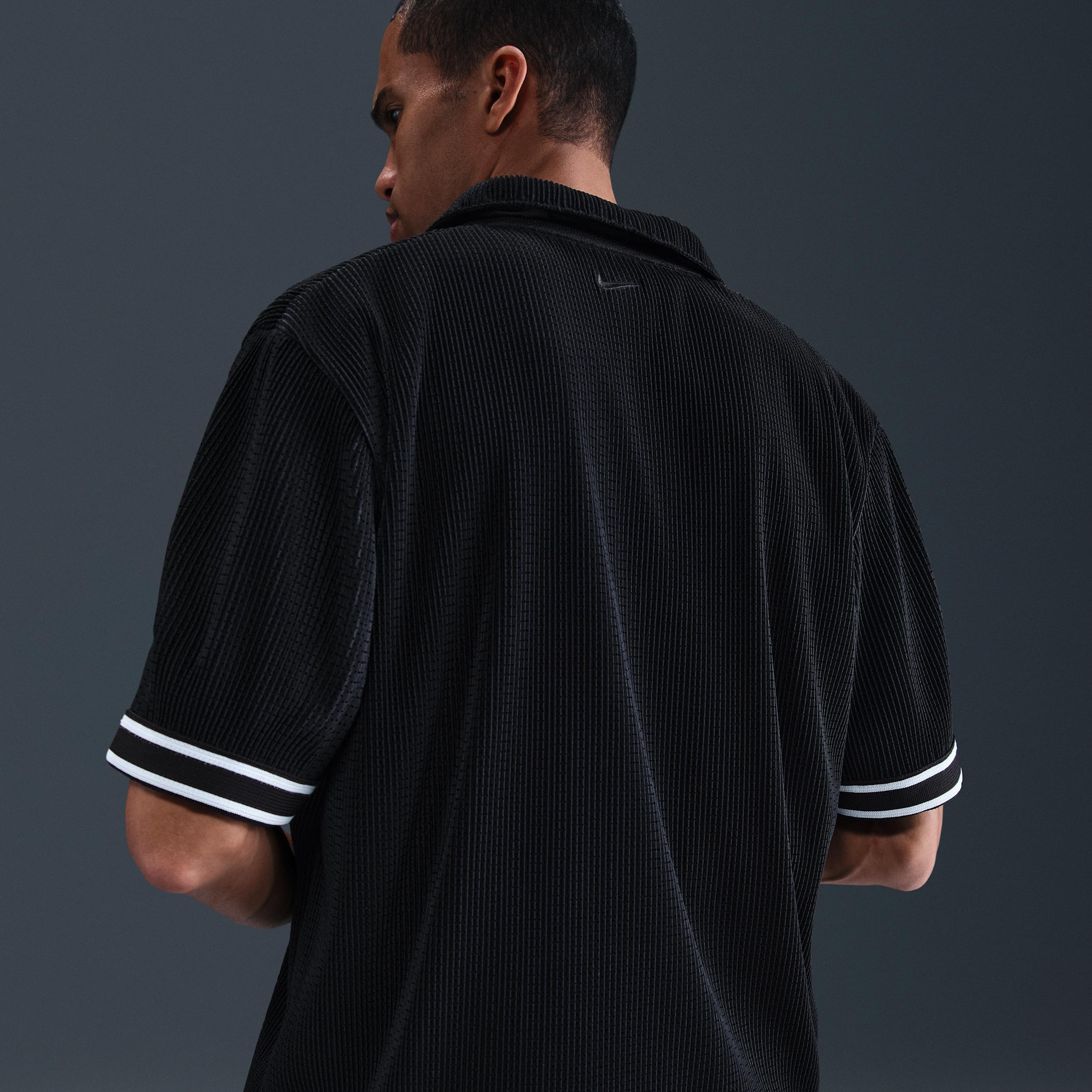 Kobe Men's Pleated Short-Sleeve Basketball Top Product Image