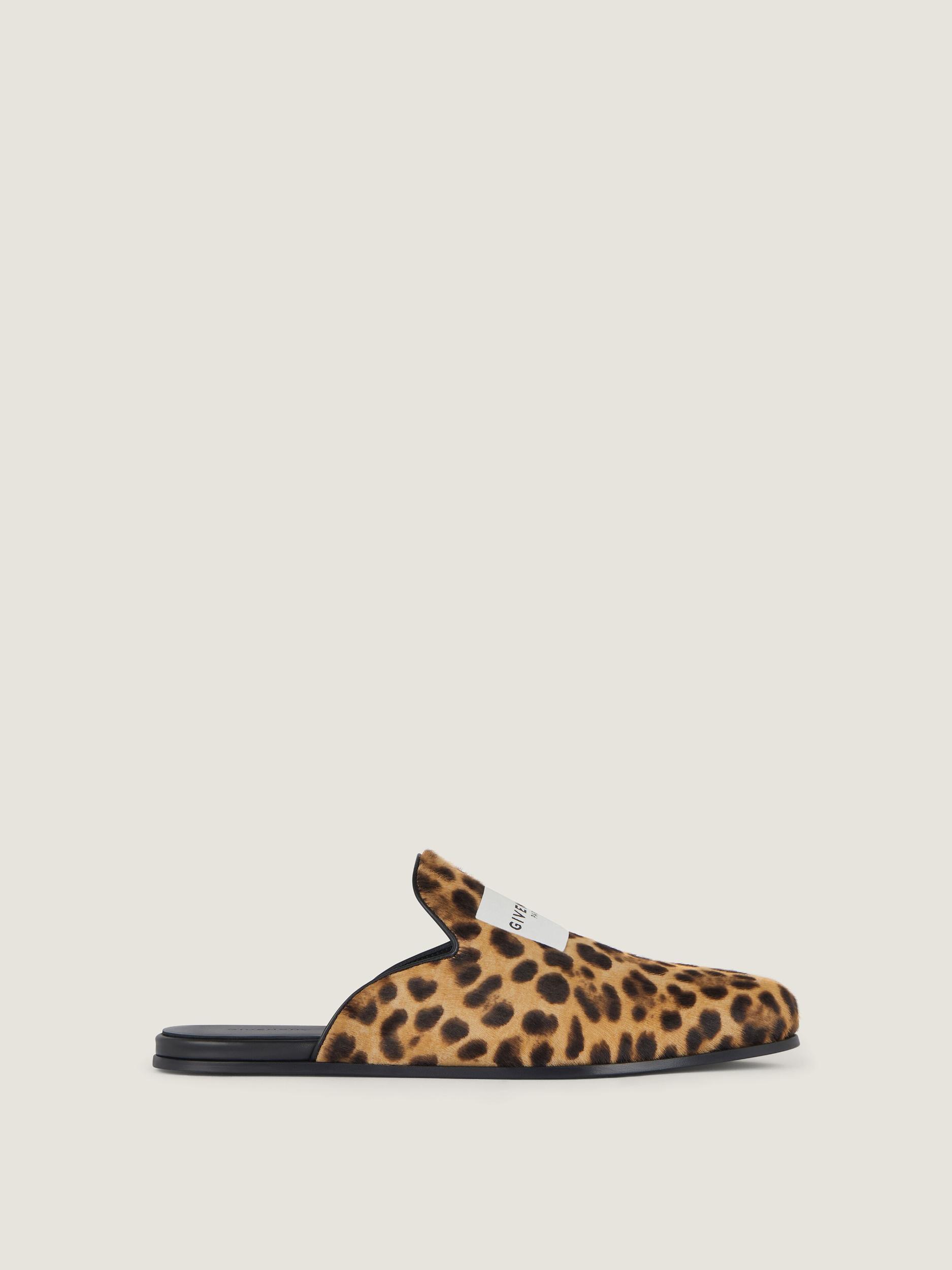 Label flat mules in pony effect leather with leopard pattern Product Image