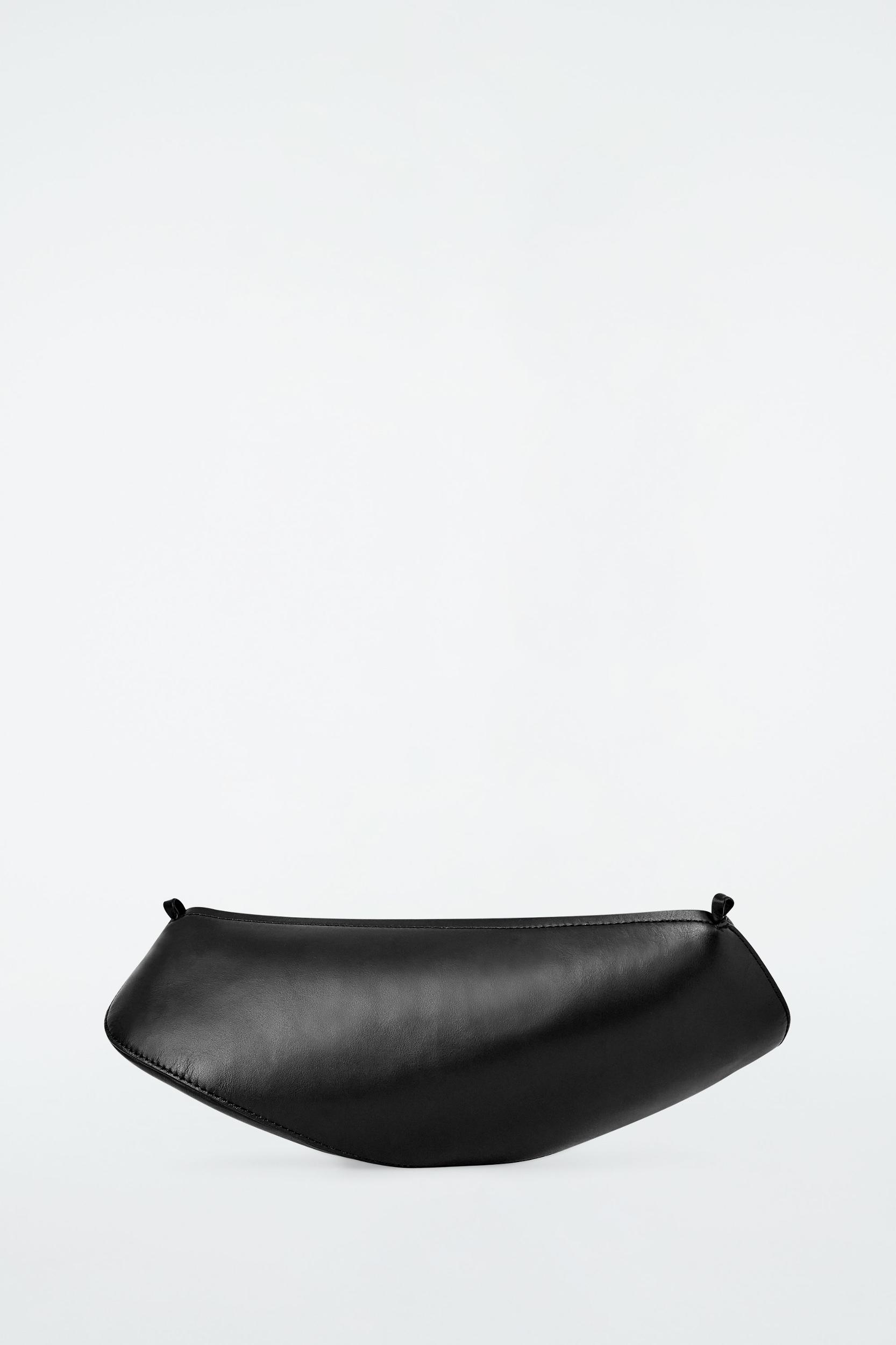 COVE CLUTCH BAG - LEATHER Product Image