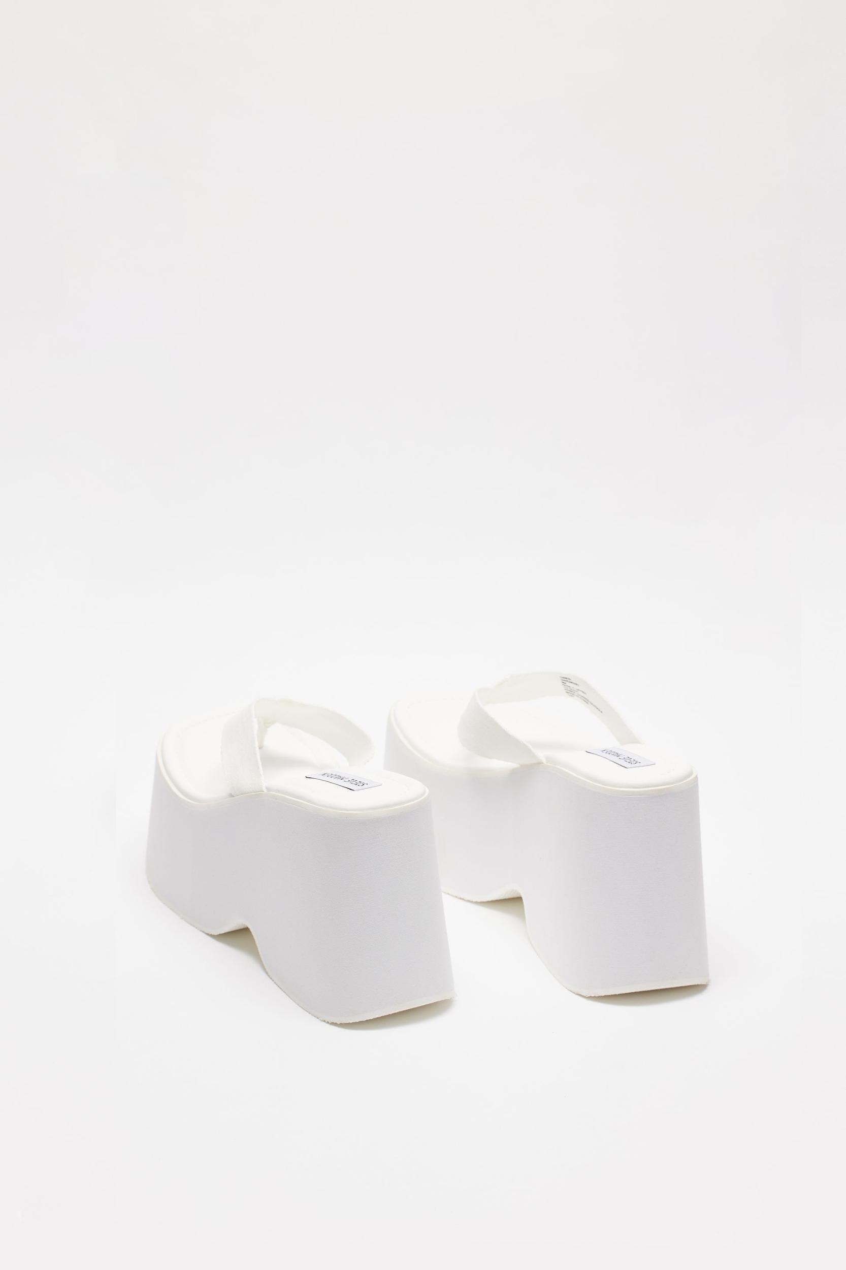 STEVE MADDEN Gwen Platform Sandal Product Image