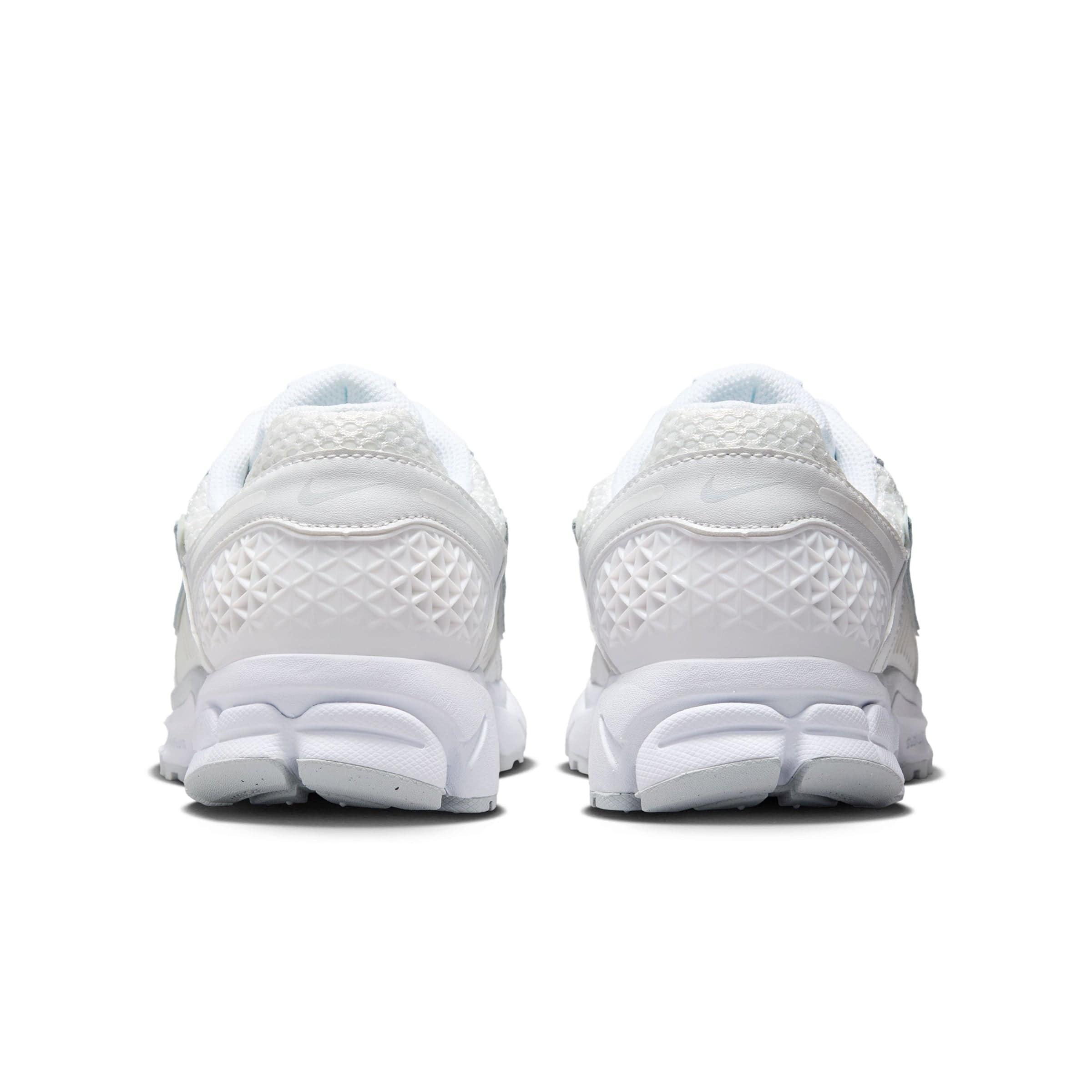 WOMEN'S ZOOM VOMERO 5 Female Product Image