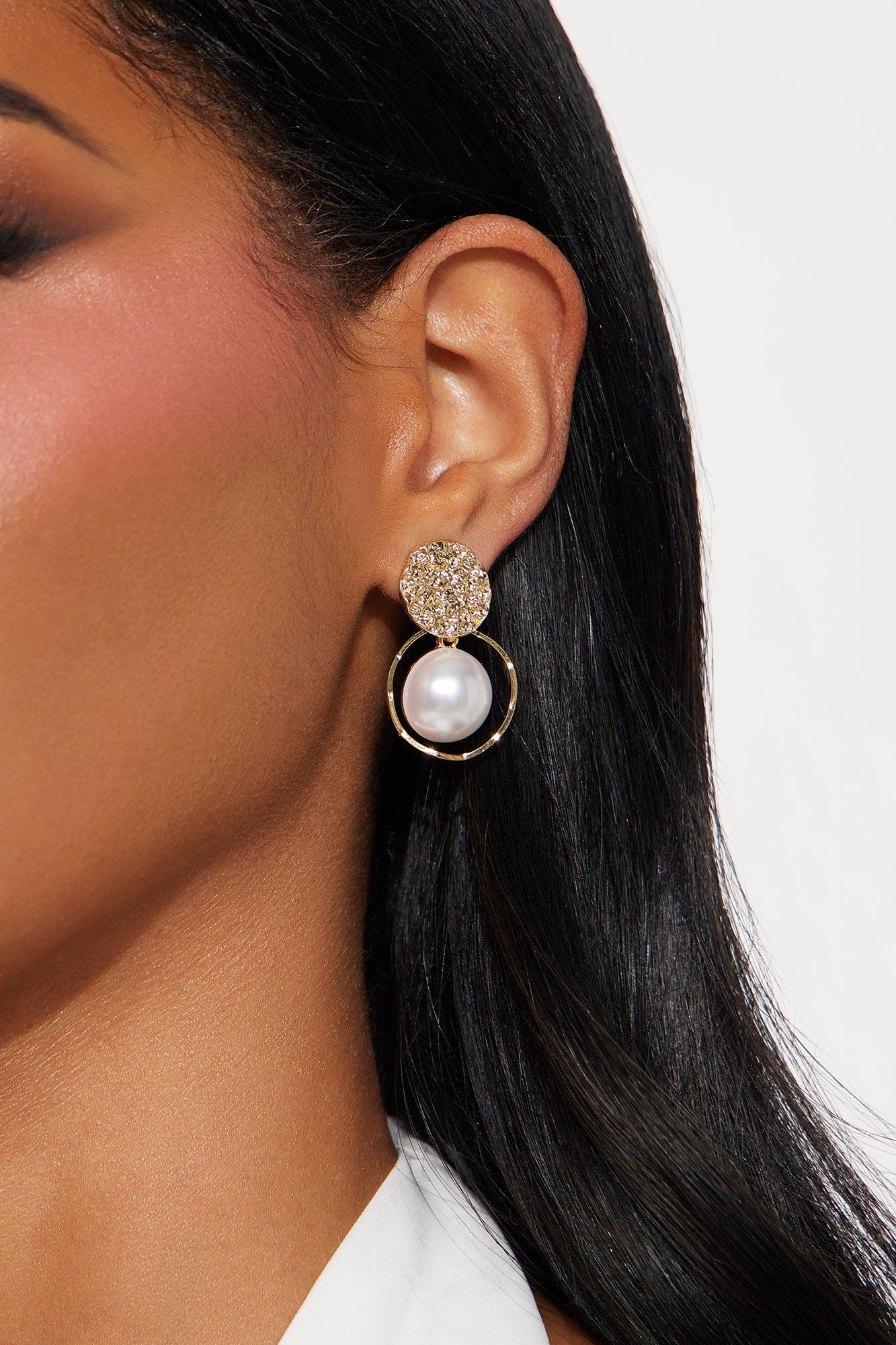 Keep It Wired Pearl Drop Earrings - Gold/combo Female Product Image