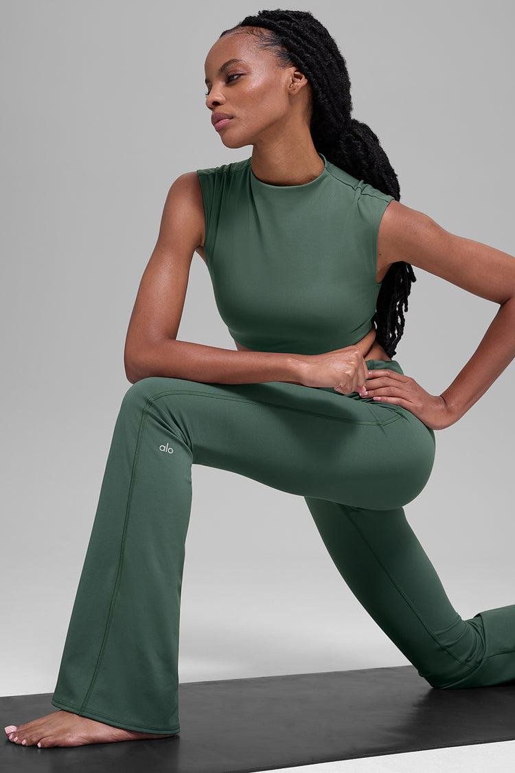 ALO Softsculpt Capped Out Short Sleeve - Clover Green Female Product Image