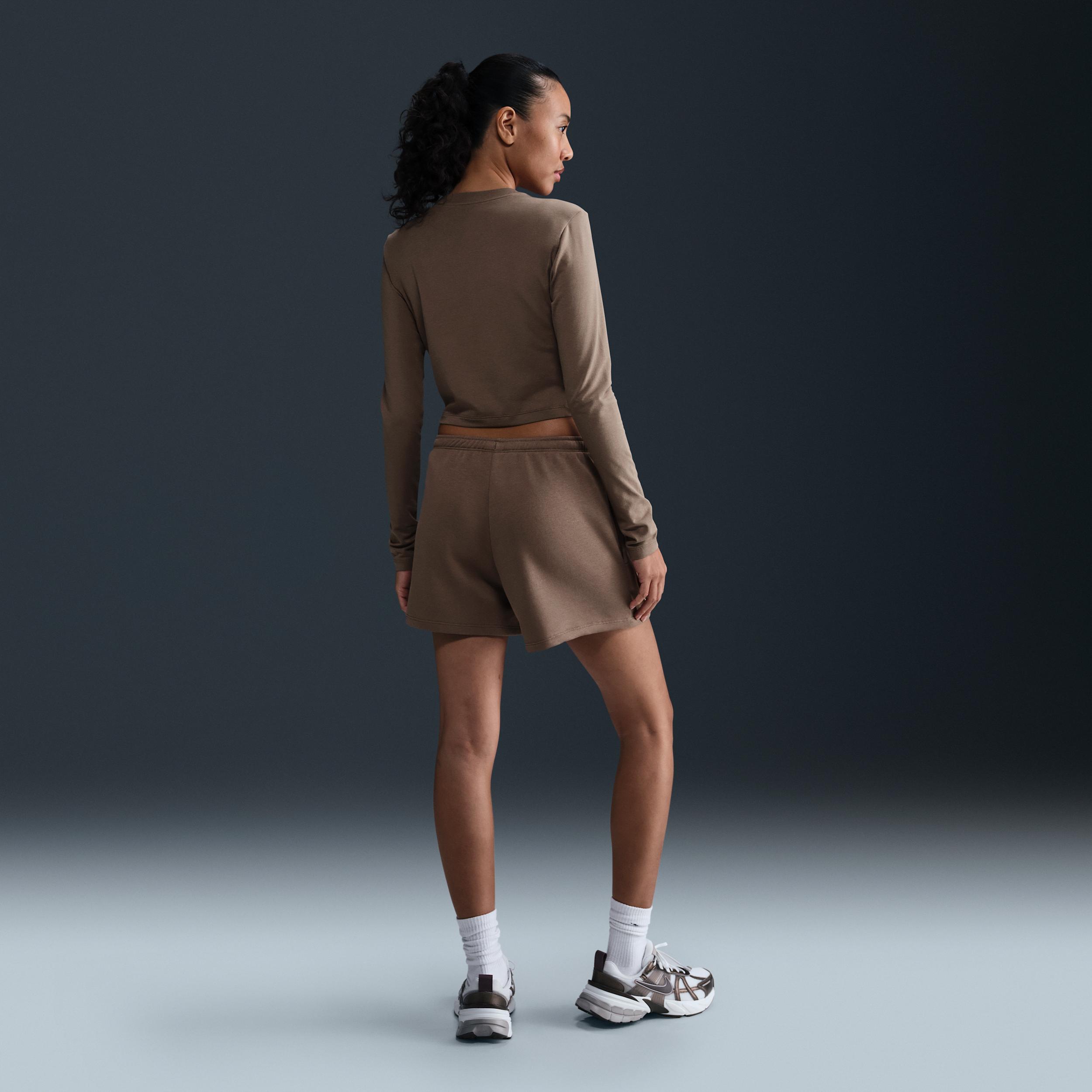 Nike Sportswear Chill Knit Women's Slim Long-Sleeve Cropped Top Product Image