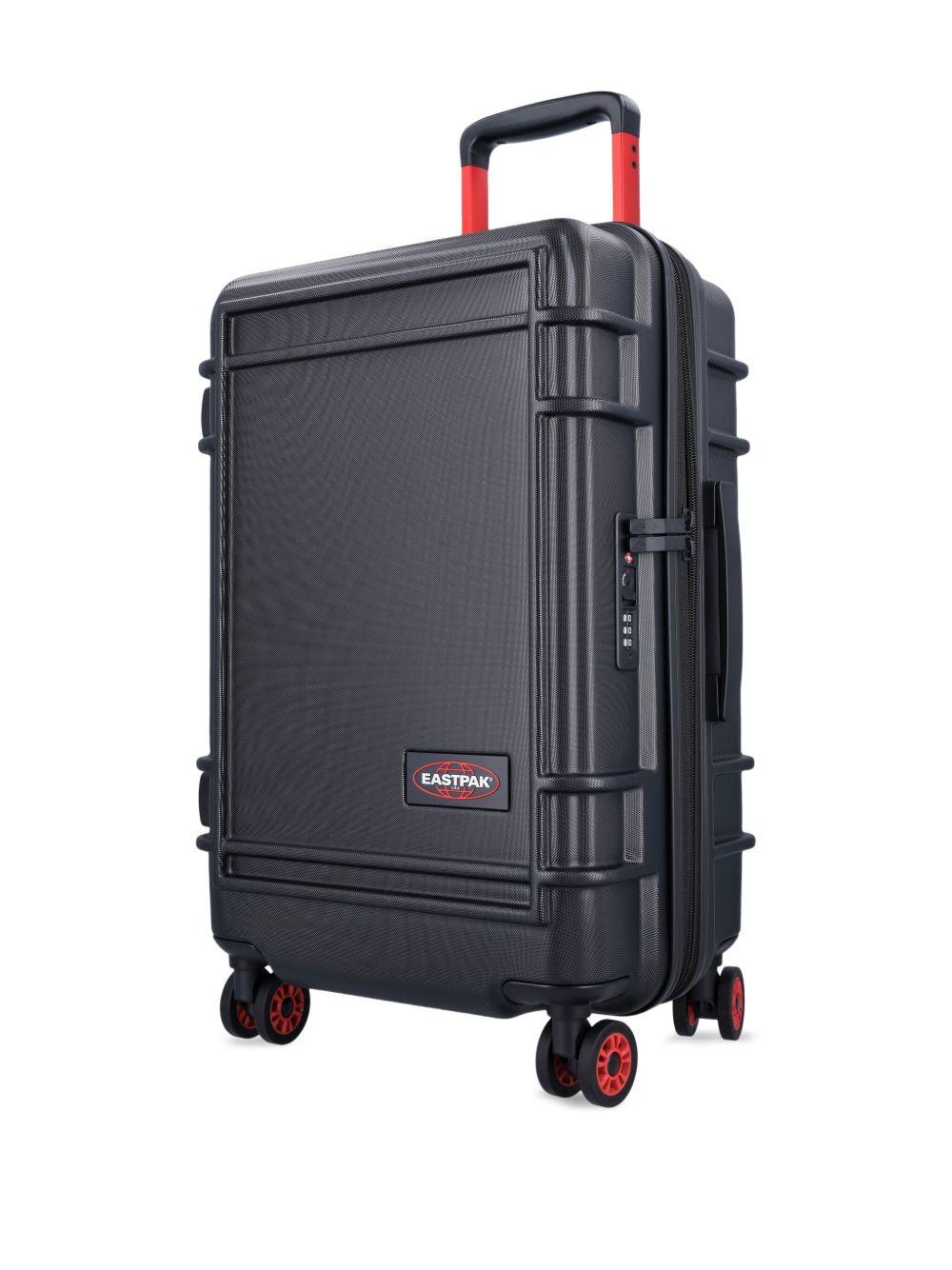 Resist&apos;R hard-shell suitcase Product Image