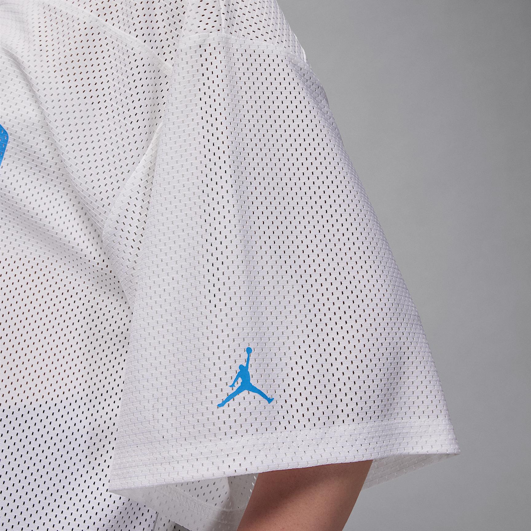 Womens Jordan Brooklyn Mesh Jersey | HQ9222-100 Product Image