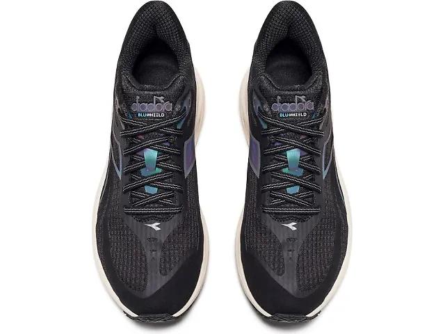 Women's | Diadora Mythos Blushield Vortice 9 Hip Product Image