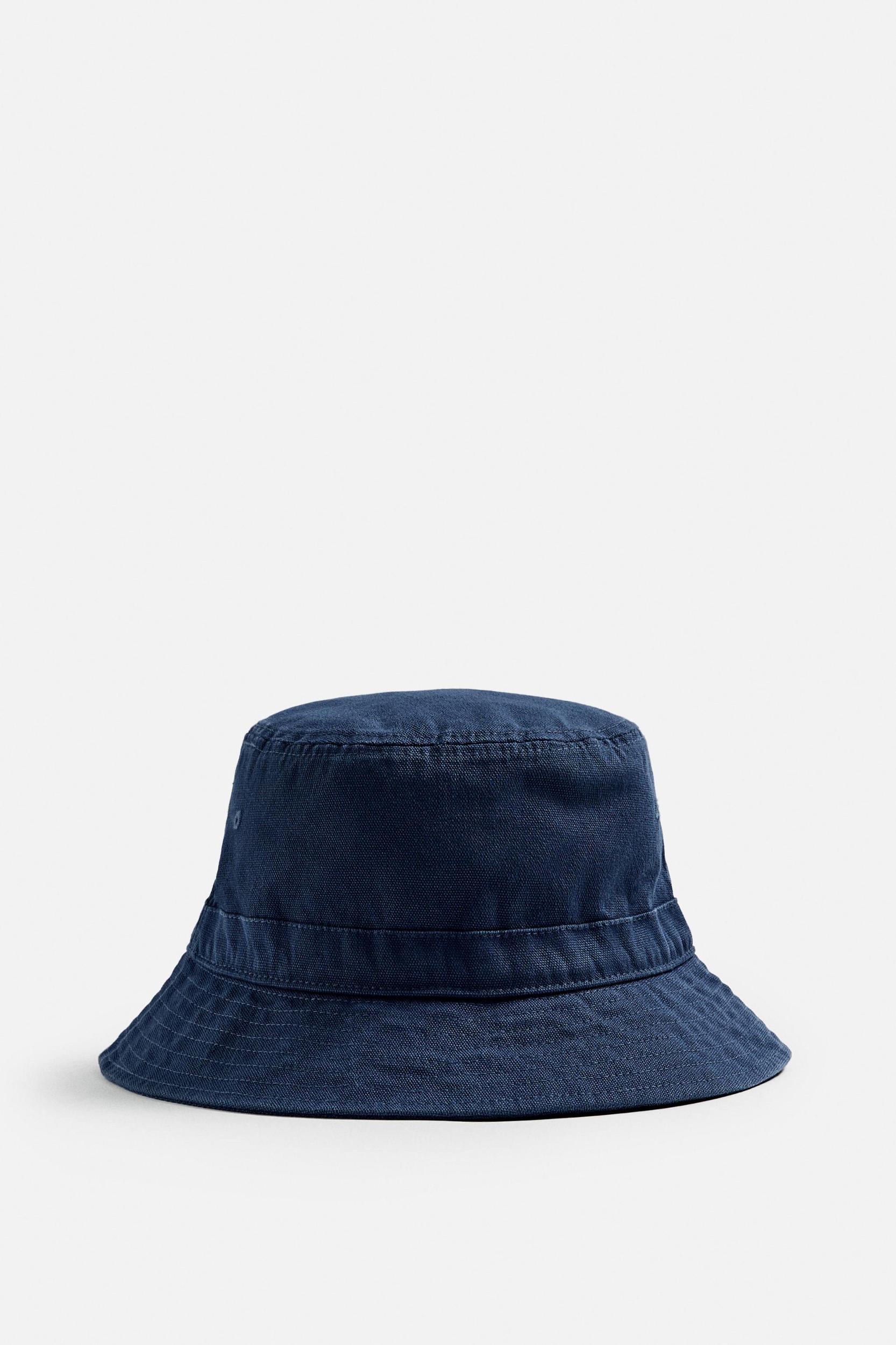 WASHED BUCKET HAT Product Image