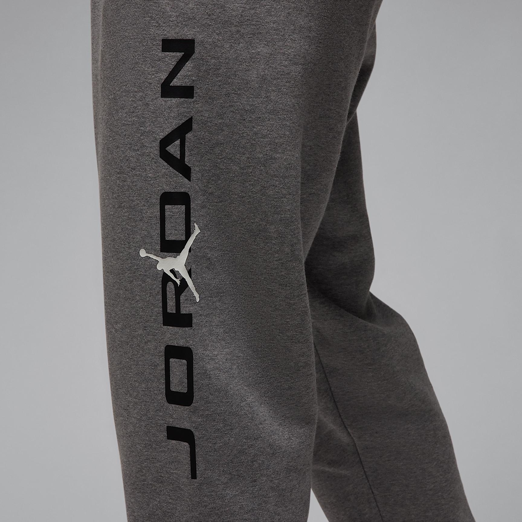 Jordan Essentials Men's Fleece Joggers Product Image