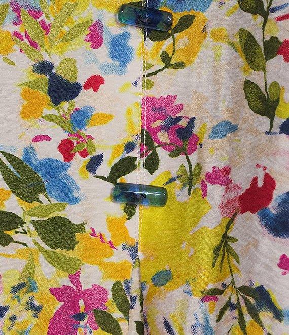 Ali Miles Petite Size Floral Printed Woven Wire Collar 3/4 Sleeve Button Front Tunic Product Image