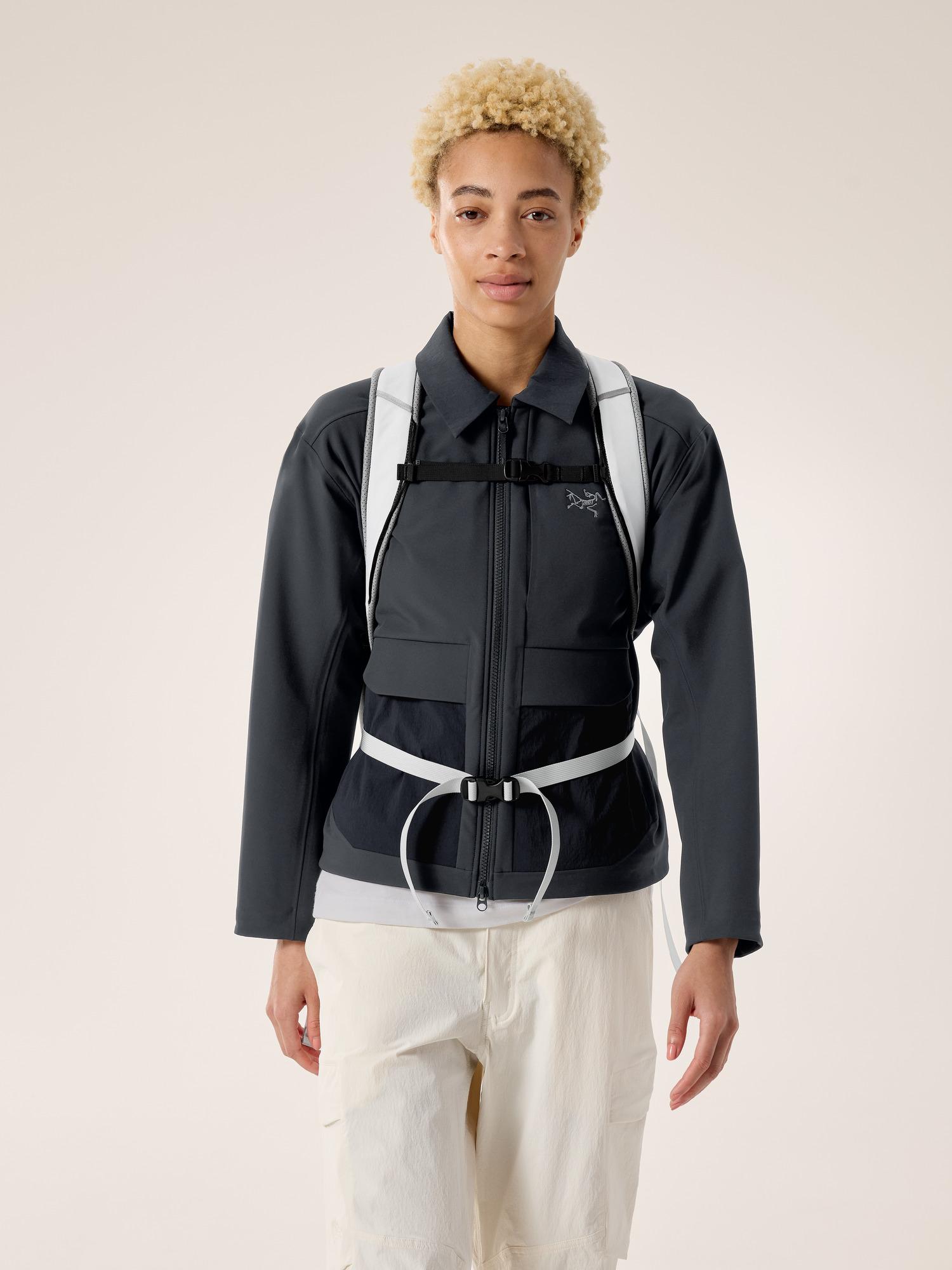 Mantis 16 Backpack  Product Image