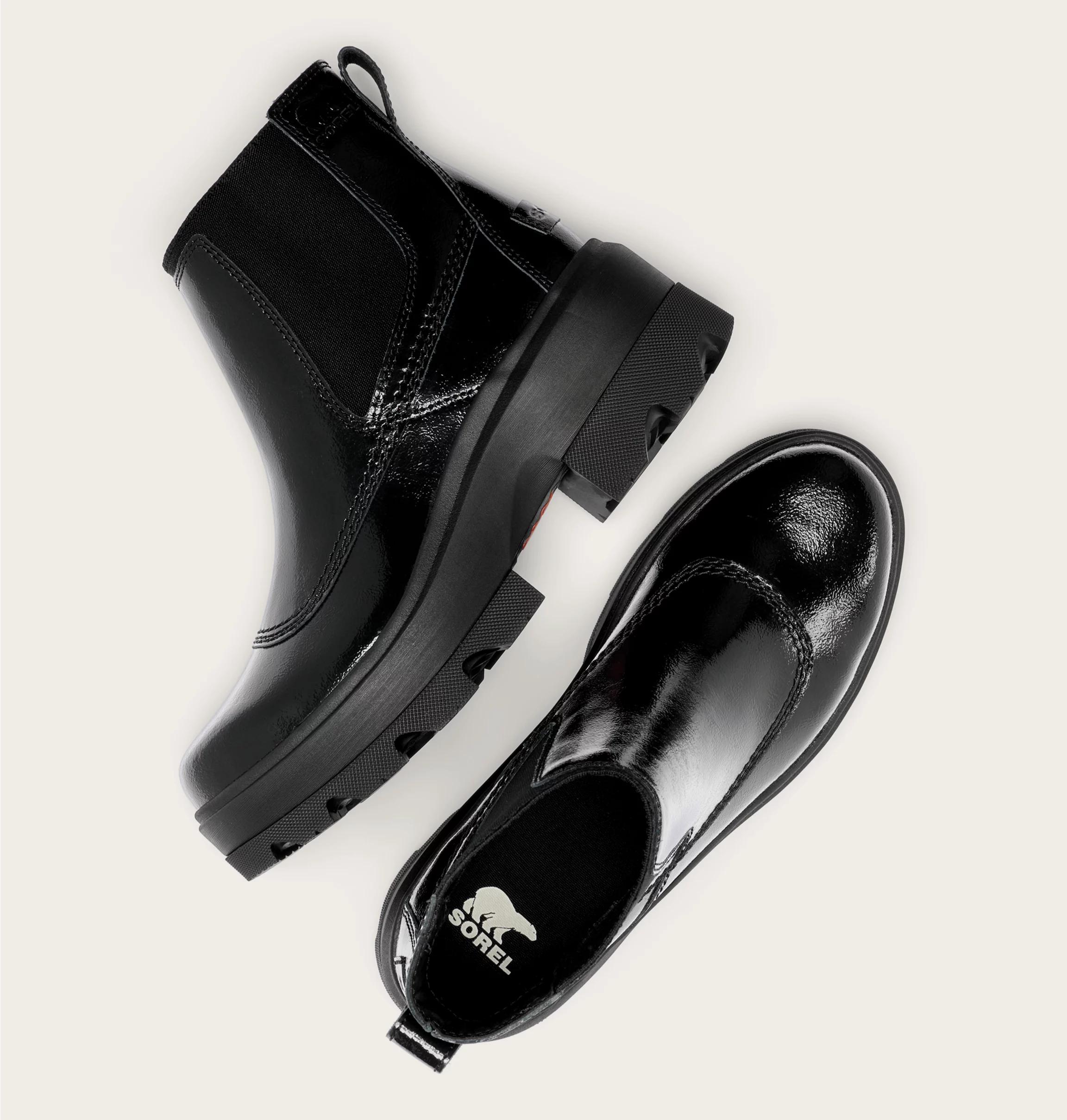 JOAN FRWD™ Women's Chelsea Boot Product Image