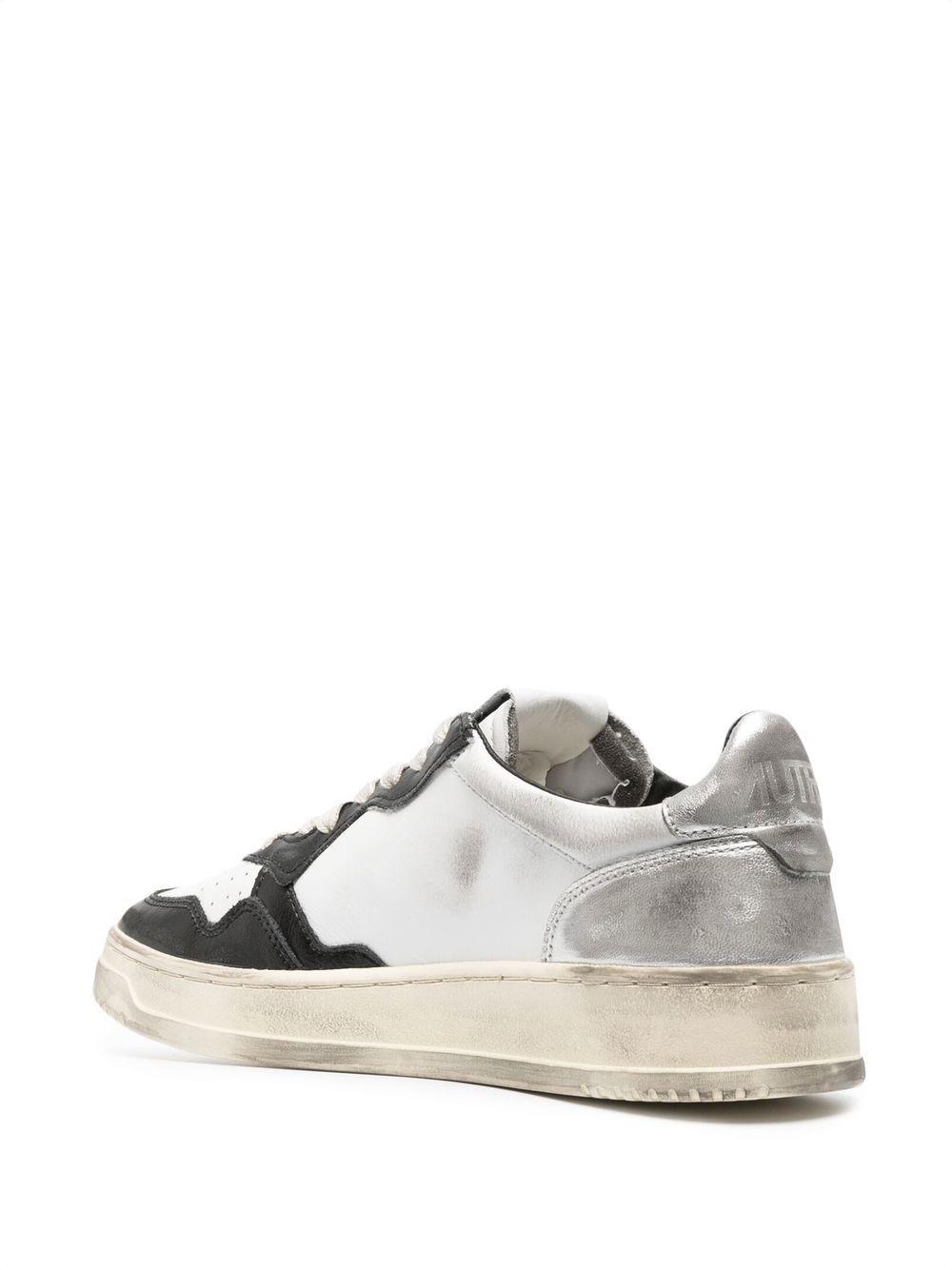 Medalist low-top sneakers Product Image