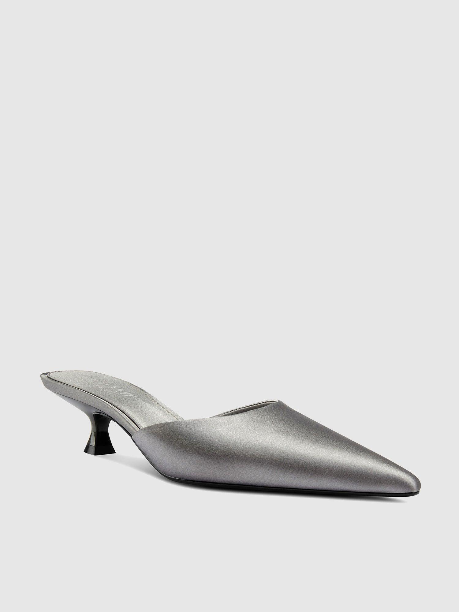 St. Honore Slipper - Gris Product Image