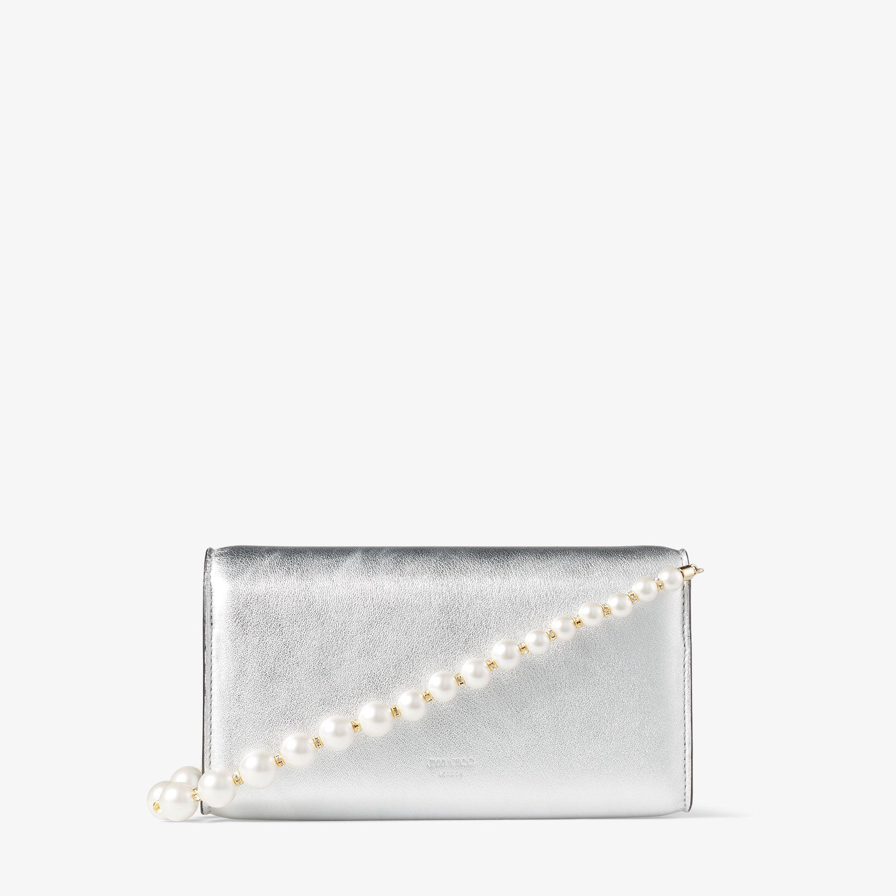 Avenue Wallet Product Image