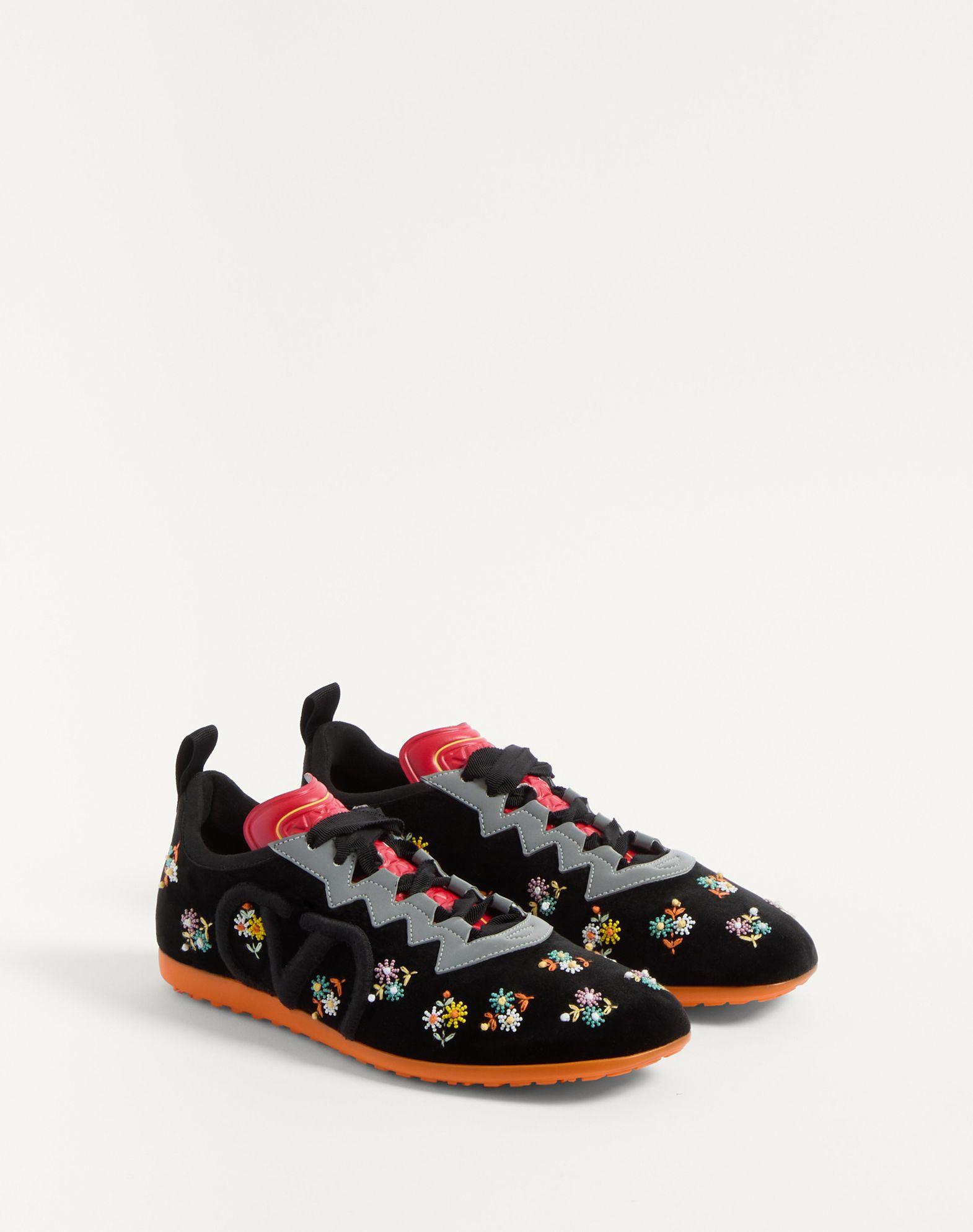 Chromathon Velvet Sneaker With Floral Embroidery Product Image