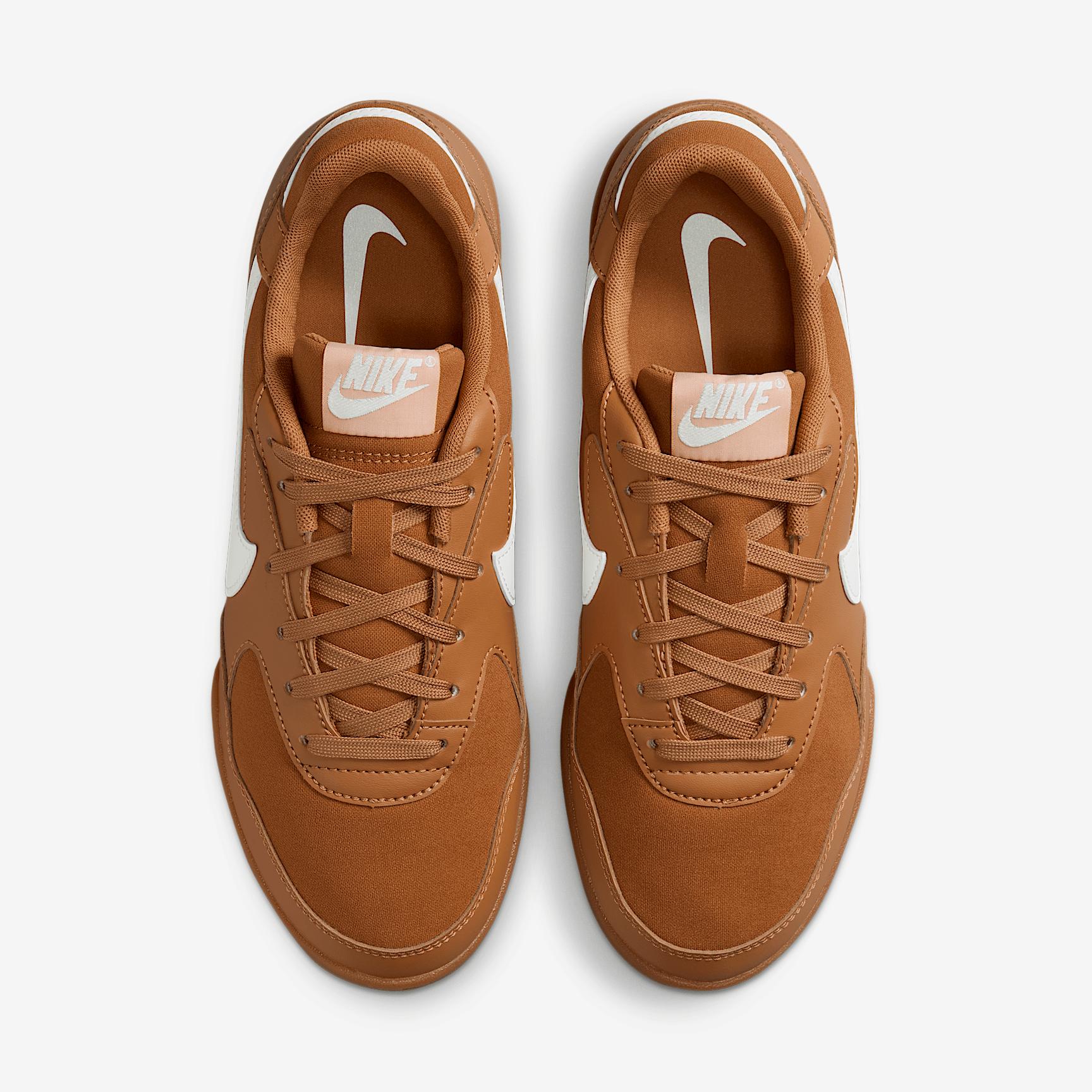 Nike Womens Terra Manta Shoes | HQ1940-200 Product Image