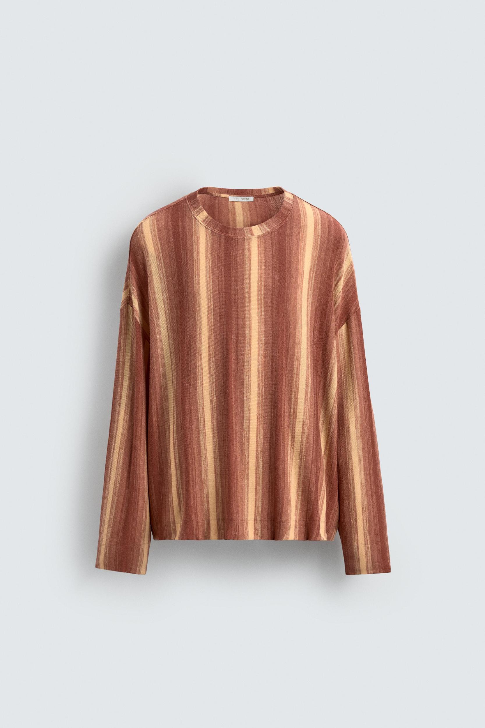 FLOWY STRIPED T-SHIRT Product Image