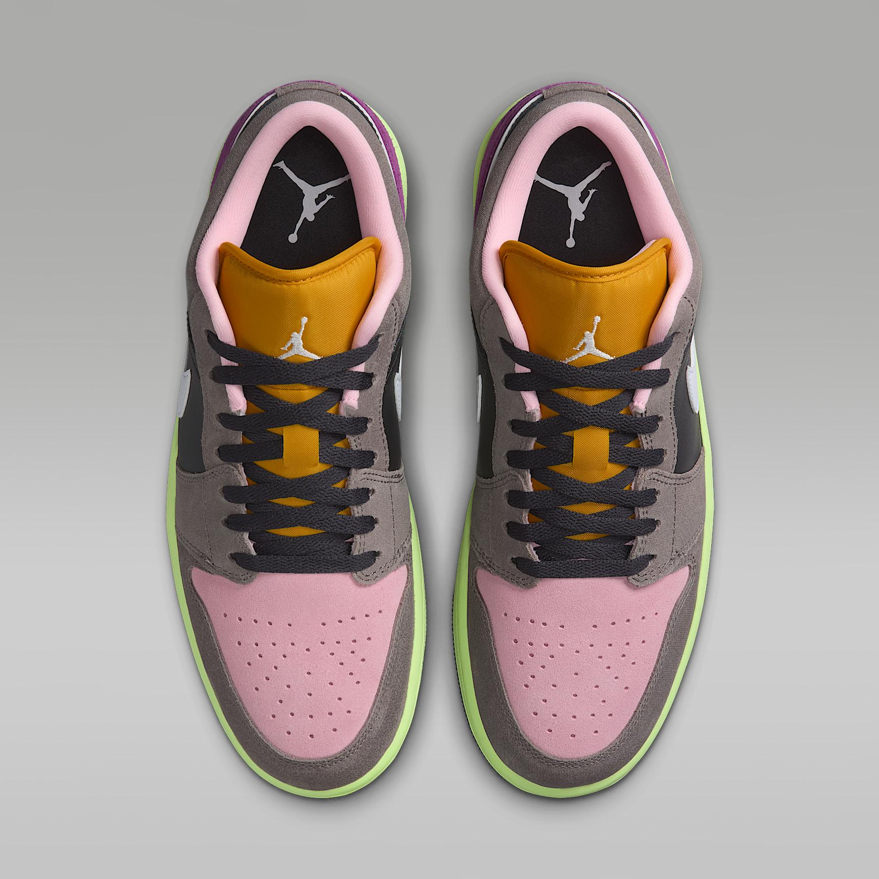 Air Jordan 1 Low SE Men's Shoes Product Image