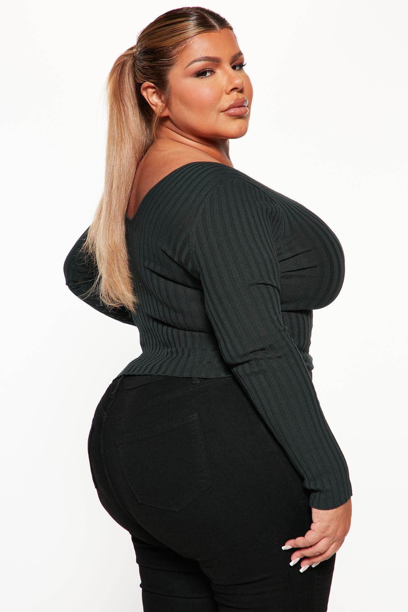 Kallan Knit Sweater Top - Hunter Female Product Image