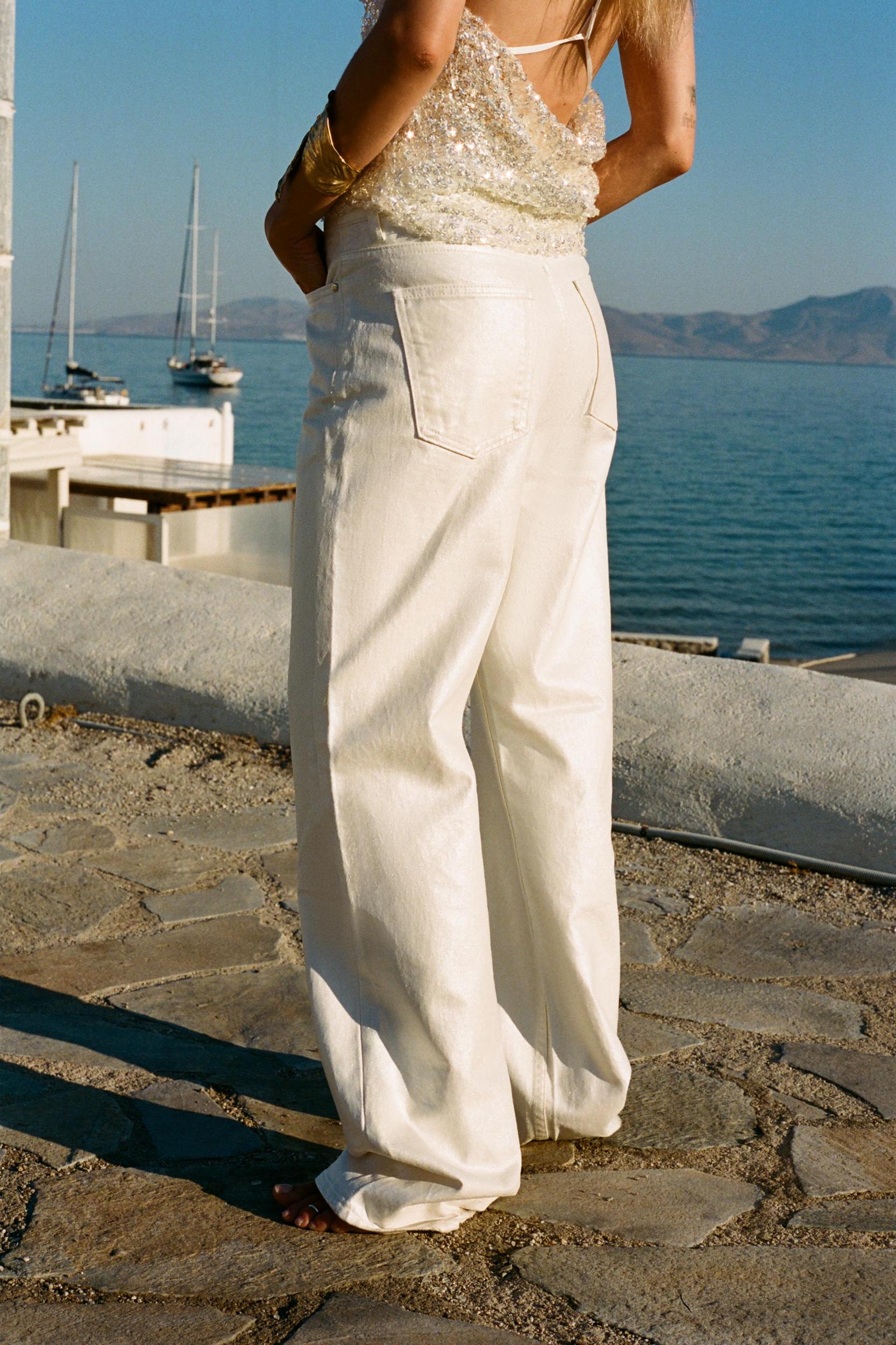 Z1975 PEARLESCENT BELTED JEANS Product Image