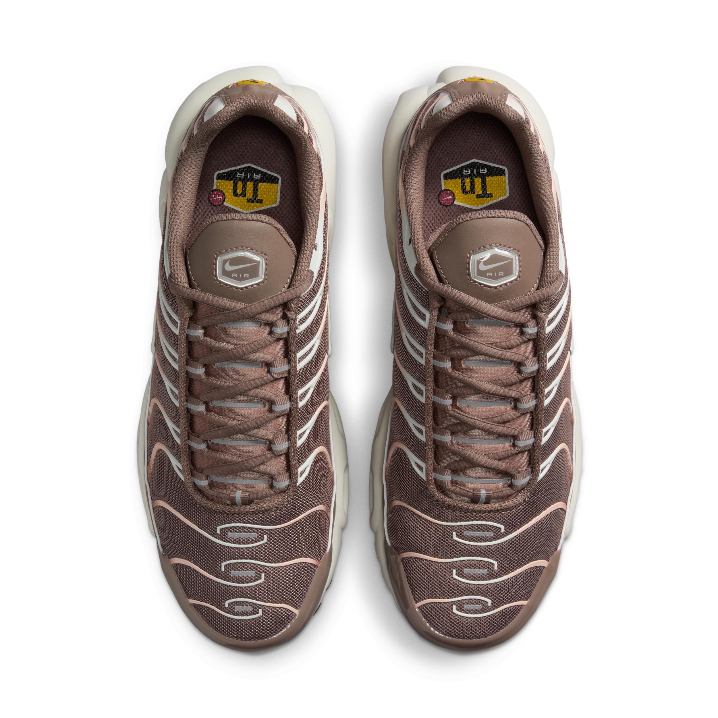 Nike Women's Air Max Plus Shoes Product Image