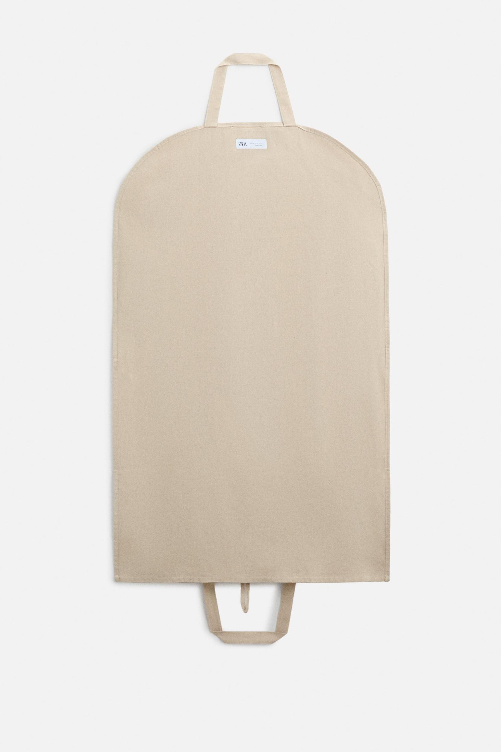 GARMENT BAG Product Image