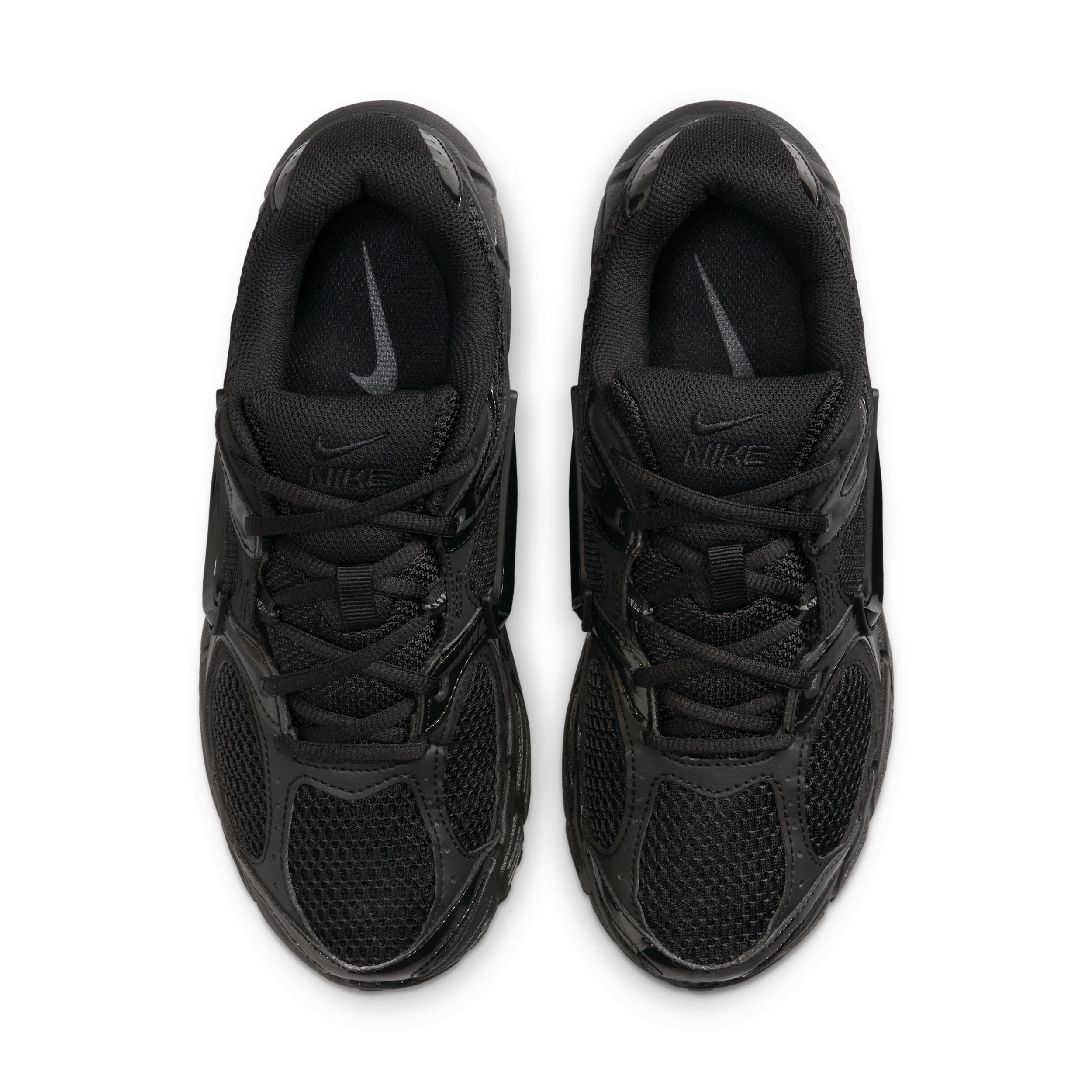 Nike Womens V5 RNR Shoes with Reflective Accents | HQ7901-001 Product Image