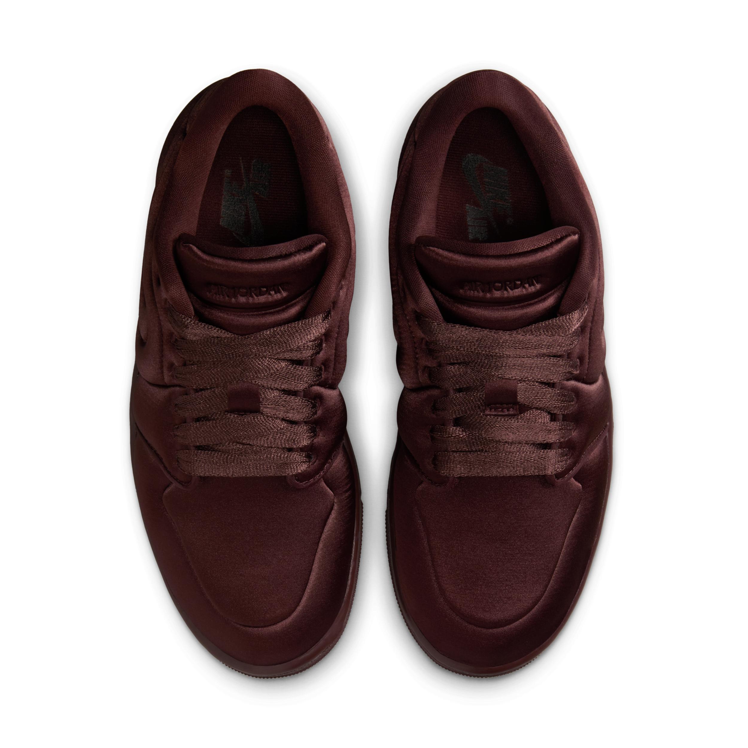 Air Jordan 1 Low Method of Make Women's Shoes Product Image