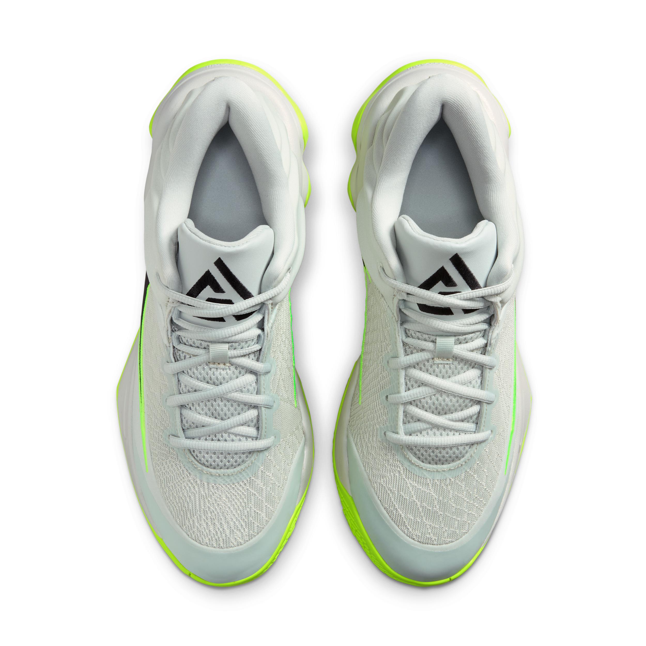 Nike Men's Giannis Immortality 4 Basketball Shoes Product Image