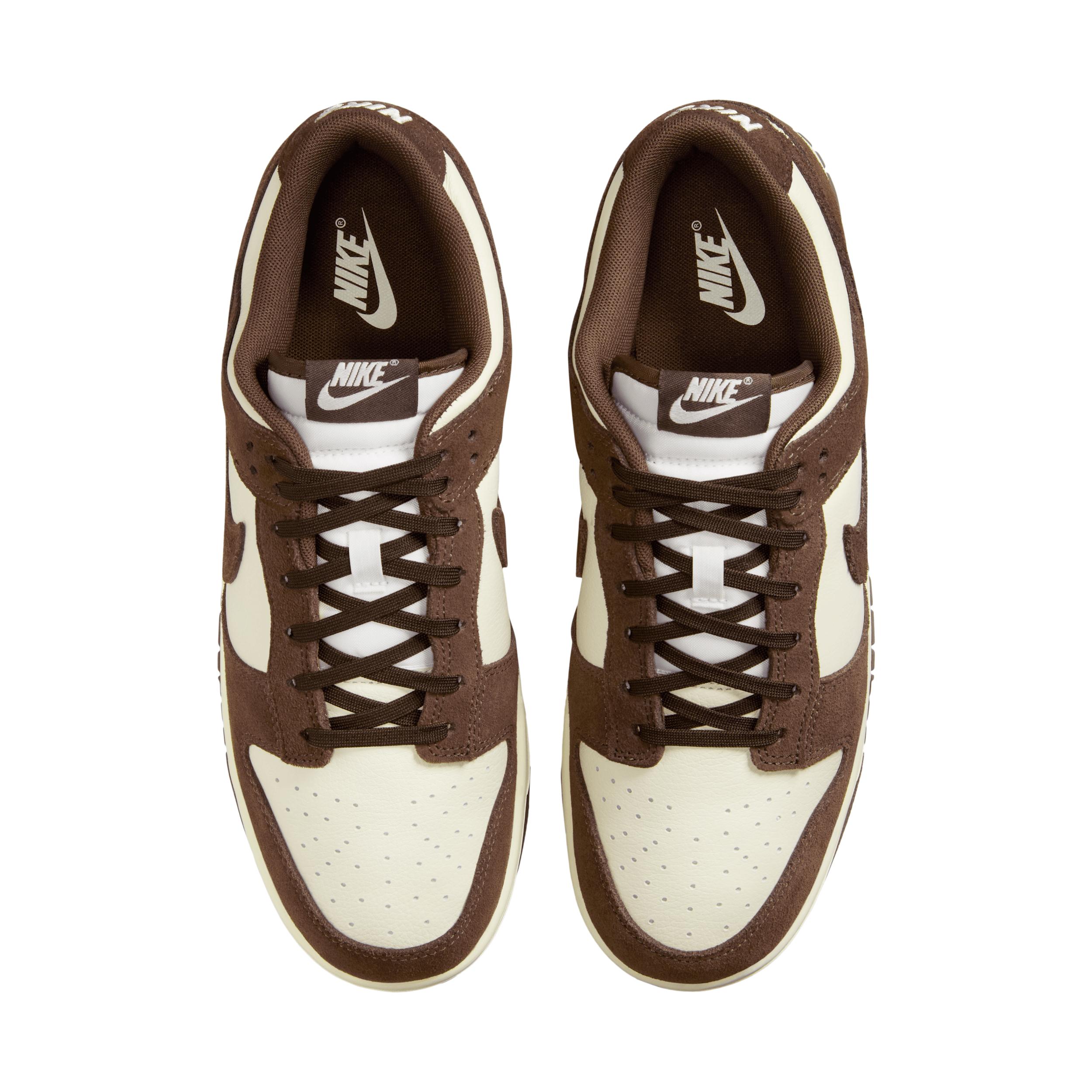 Nike Men's Dunk Low Retro SE Leather/Suede Shoes Product Image