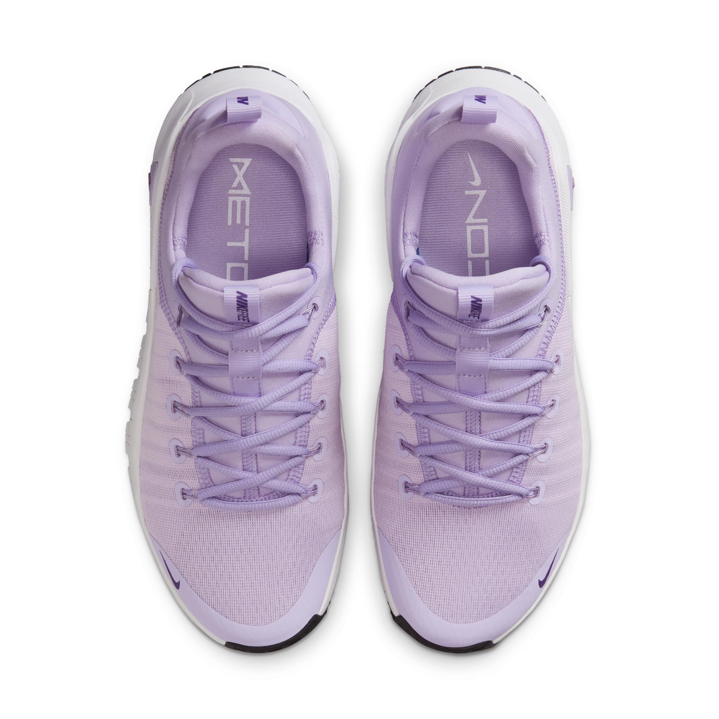 Nike Womens Free Metcon 6 Workout Shoes | FJ7126-011 Product Image