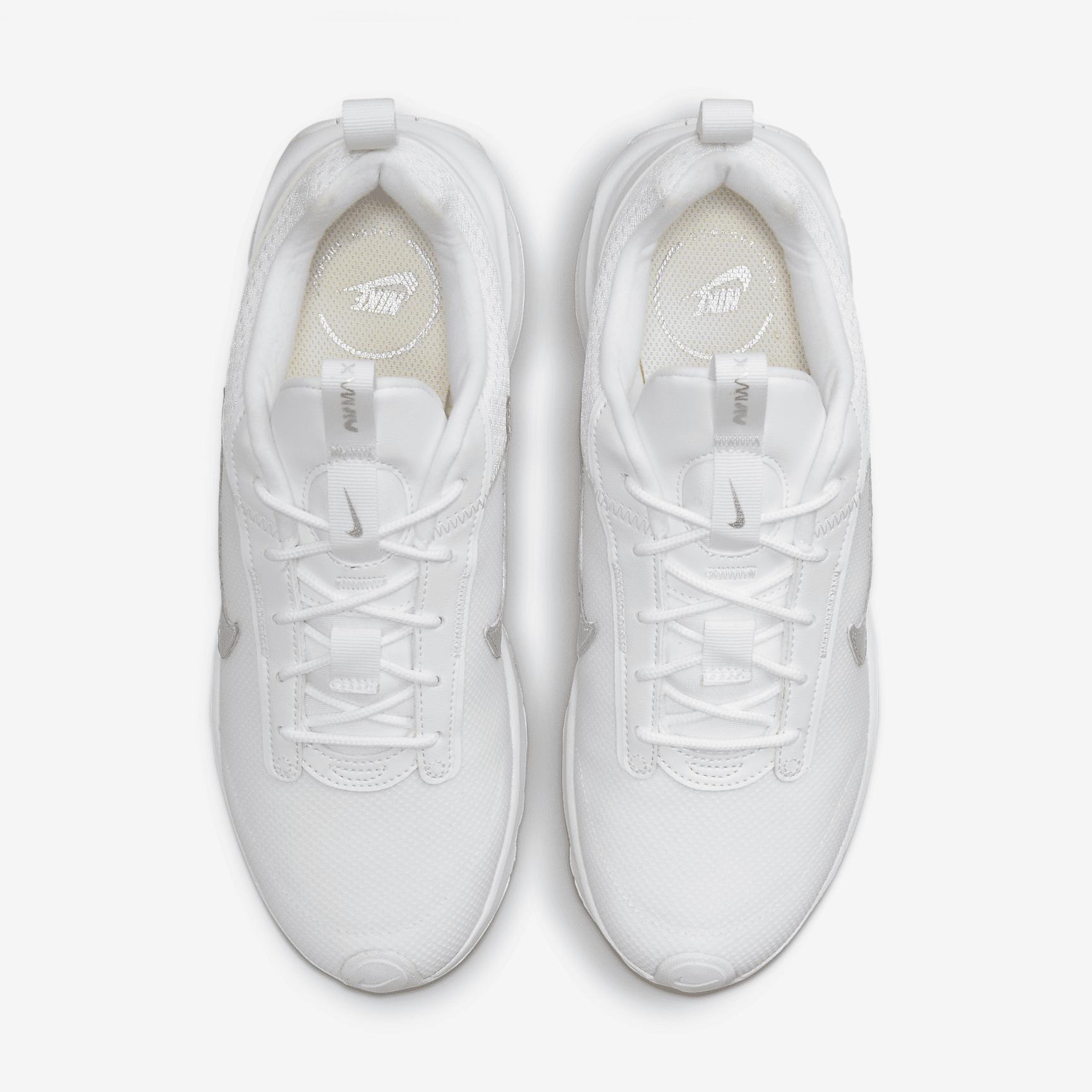 Nike Air Max INTRLK Lite Women's Shoes Product Image