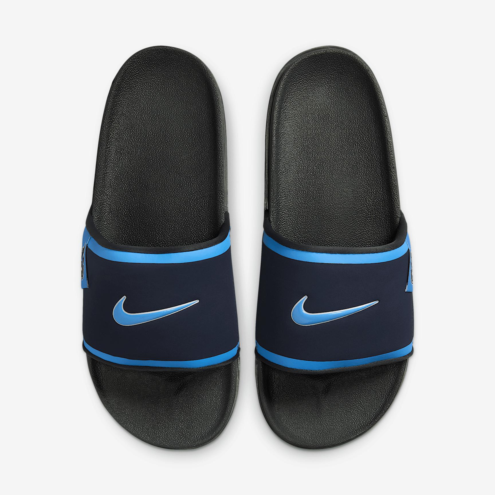 Nike Men's Offcourt (Tennessee Titans) Offcourt Slides Product Image