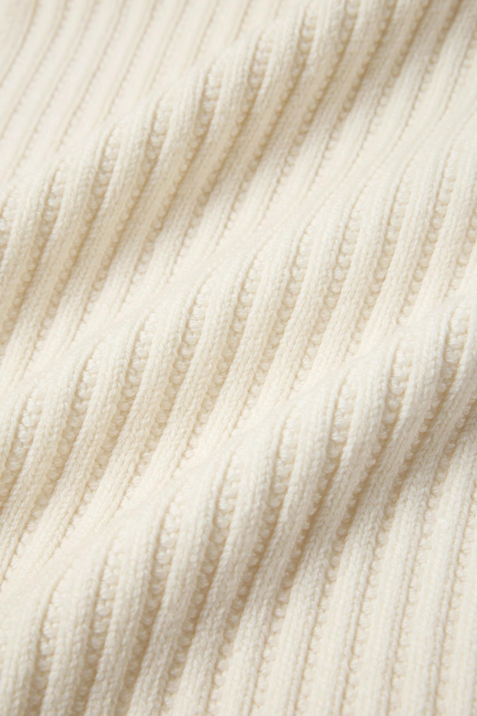 Merino Wool Rib & Knot Scarf Product Image