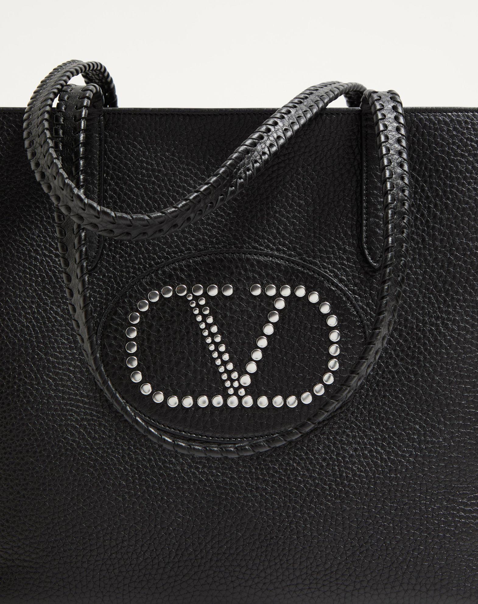 Valentino Garavani Nellcôte Shopping Bag In Grainy Calfskin Product Image