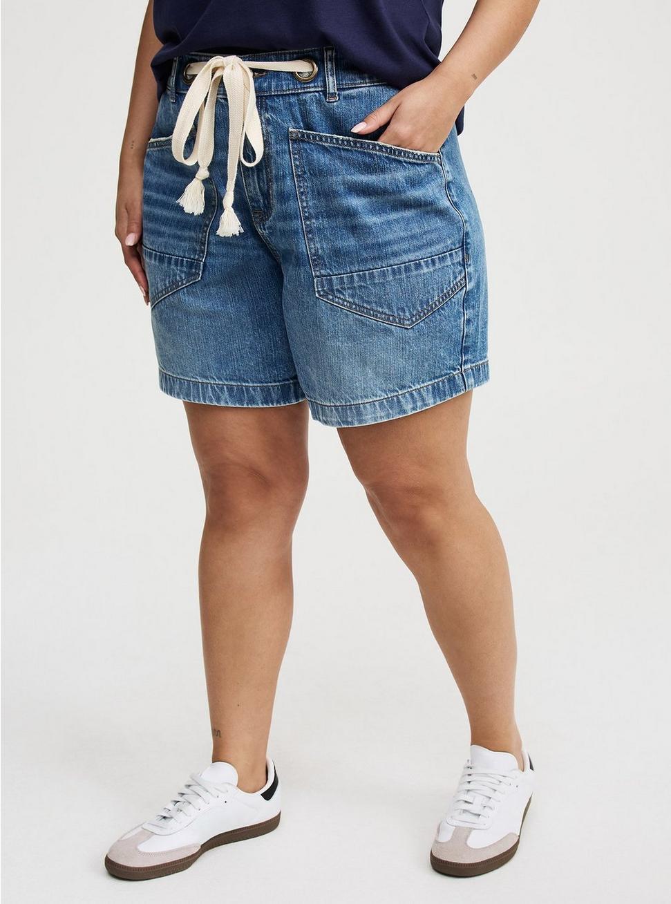 High-Rise Loose Drawstring Short Product Image