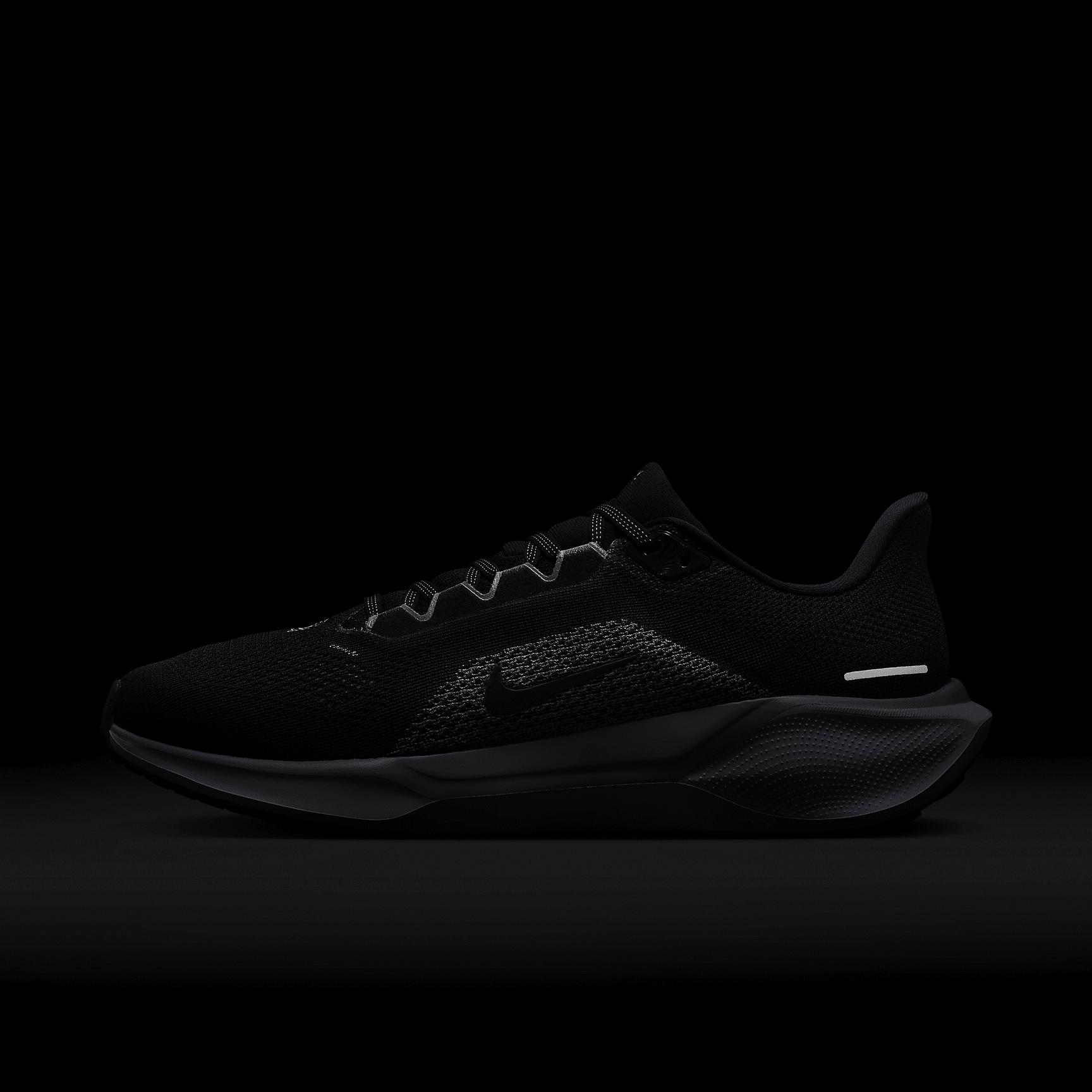 Penn State Pegasus 41 Men's Nike College Road Running Shoes Product Image