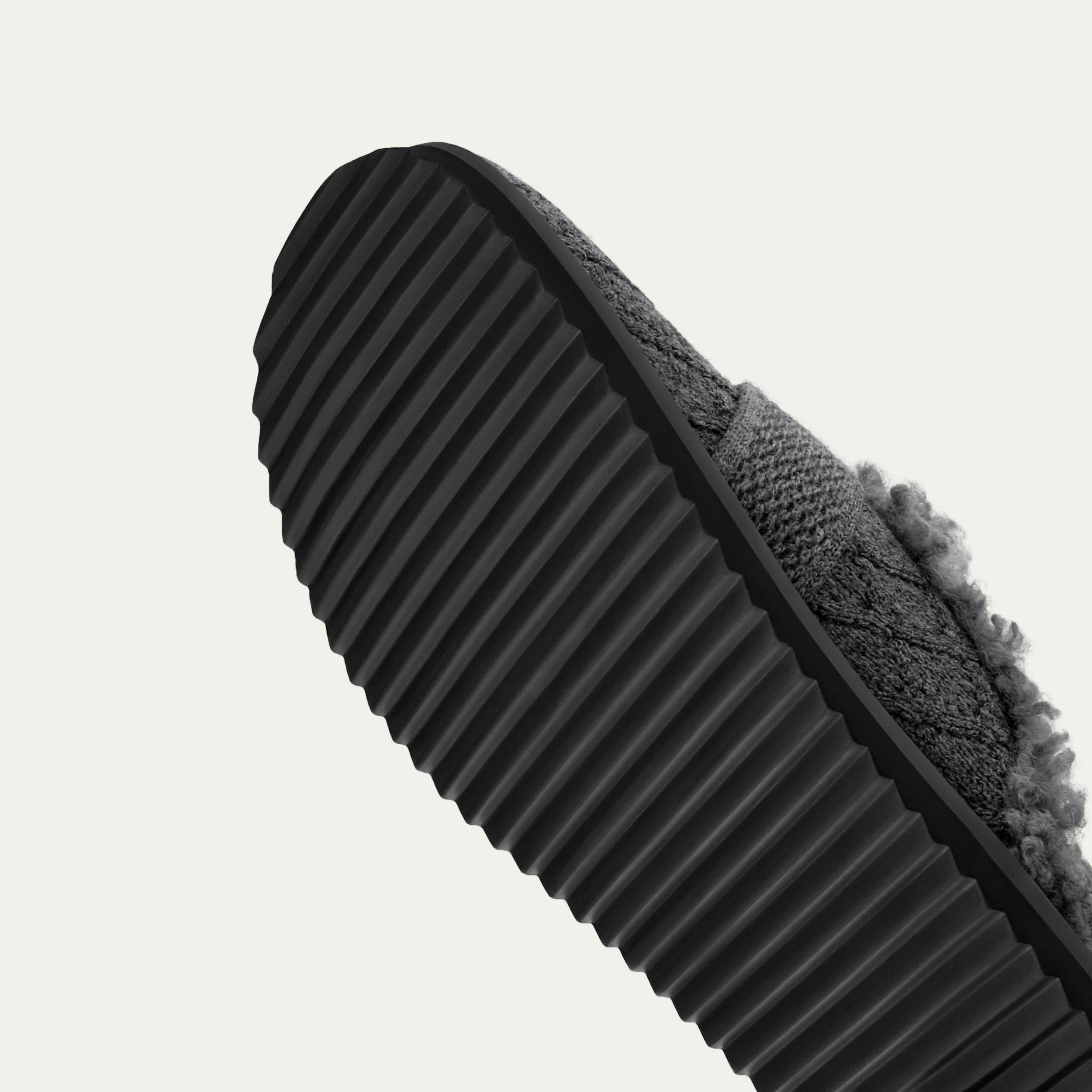 Round-Toe Wool Slippers (Hazel) Product Image