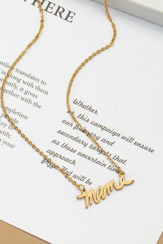 Mama pendant Necklace Product Image