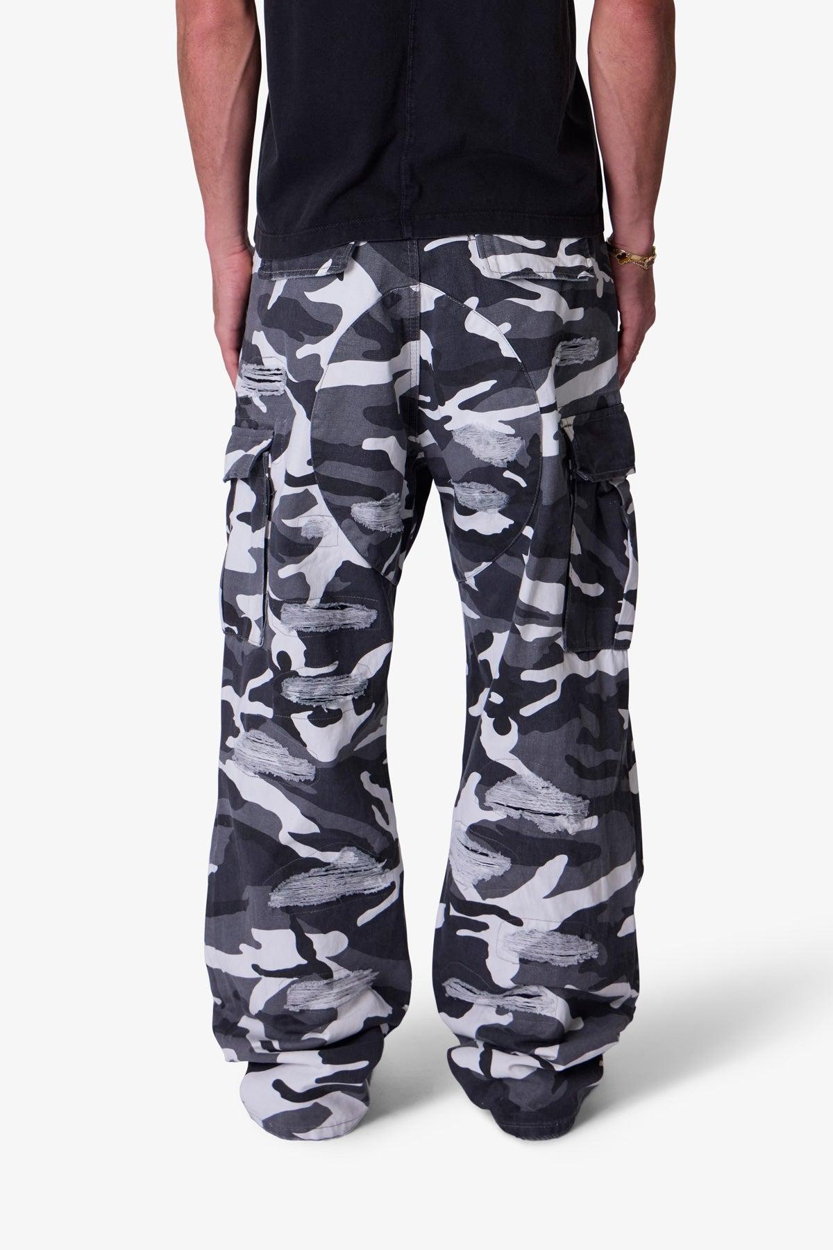 Ultra Baggy Skated Cargo Pants - Black/White Product Image