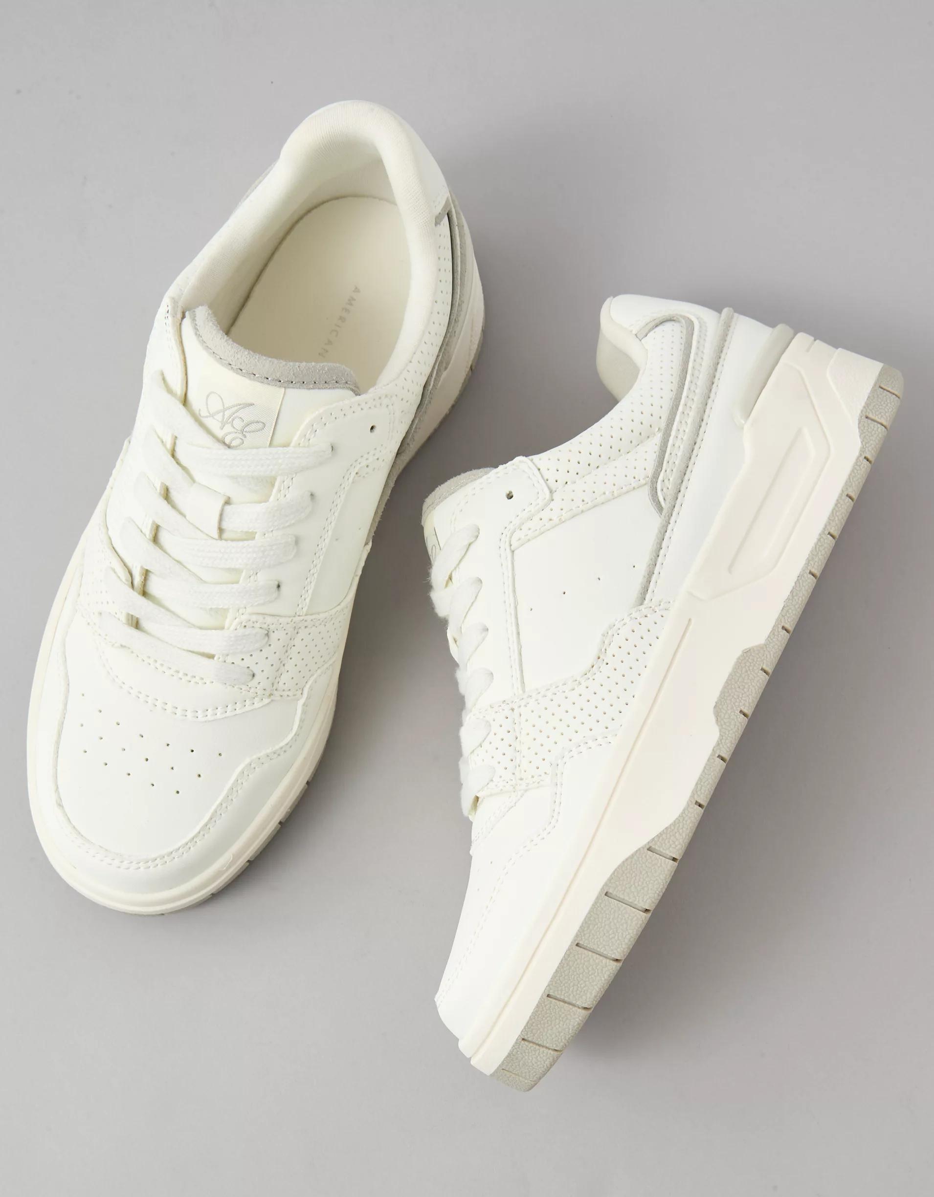 AE Varsity Retro Sneaker Product Image