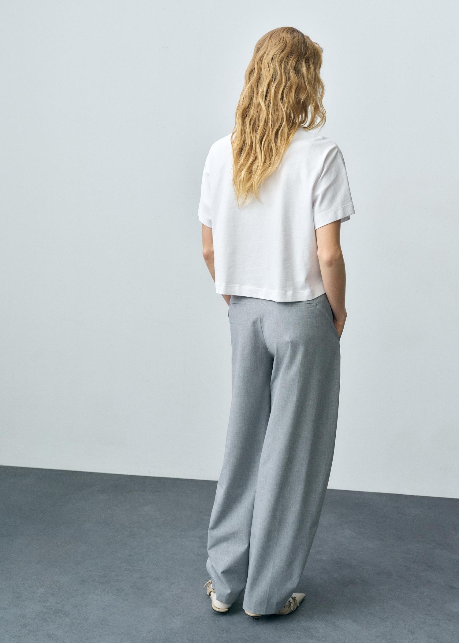 Short-sleeved cotton t-shirt - Women | MANGO USA Product Image