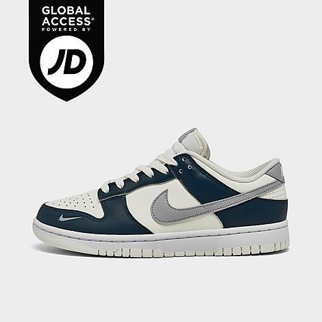 Womens Nike Dunk Low Retro Casual Shoes Product Image