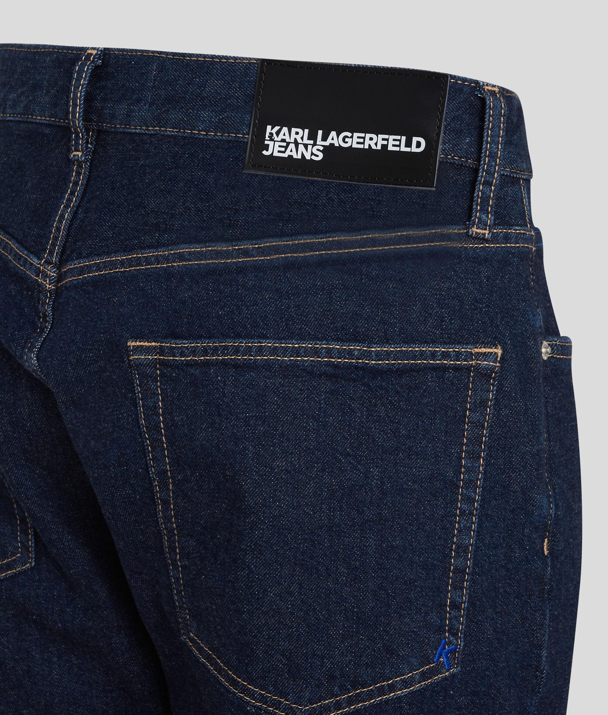 TAPERED JEANS Product Image