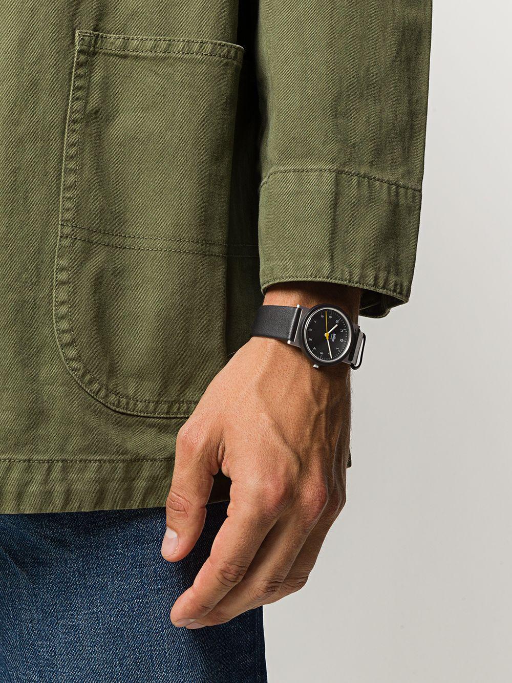 AW10 33mm watch Product Image